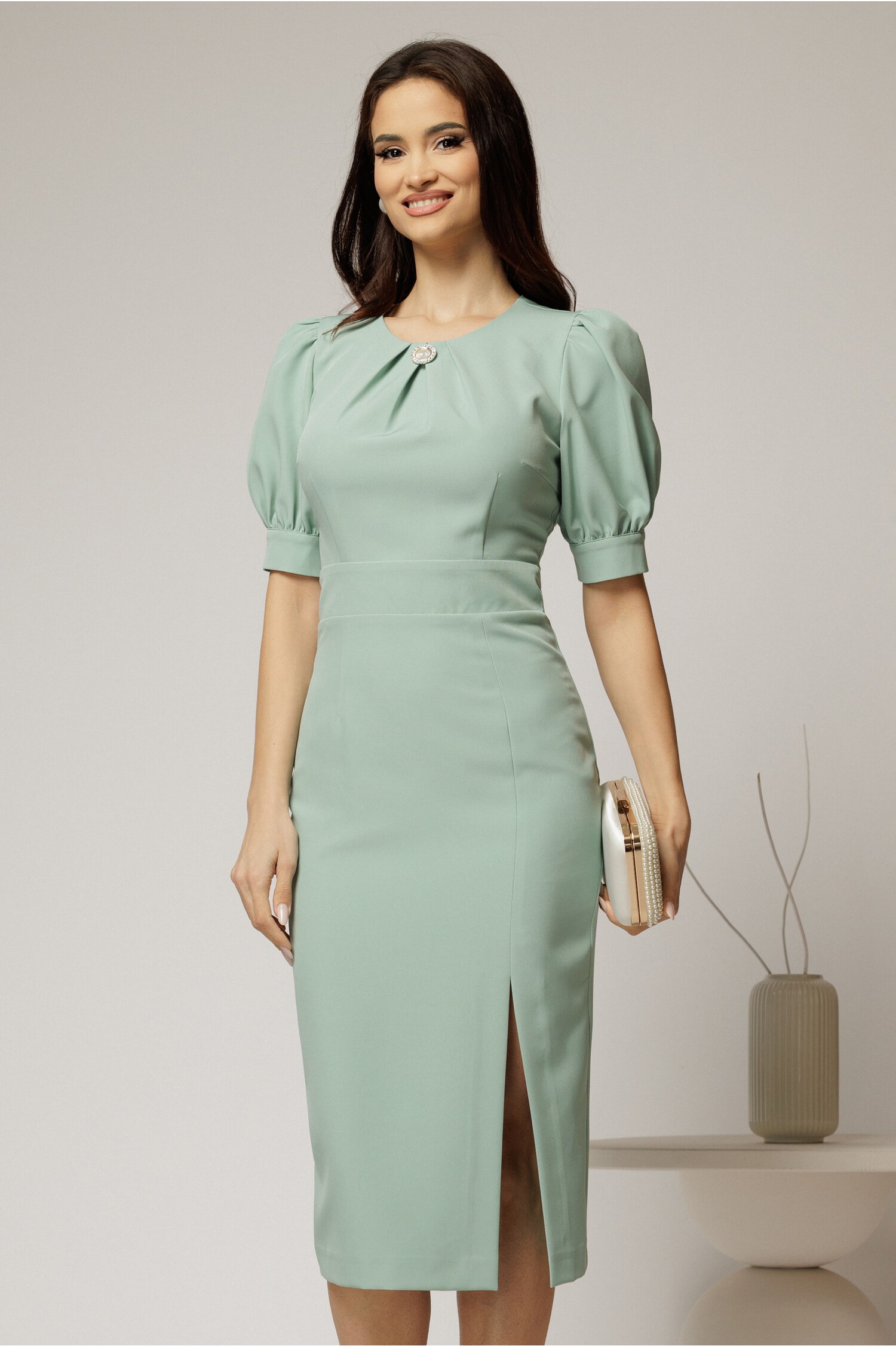 Rochie Vernil Conică cu Maneci Bufante | Eleganță și Stil