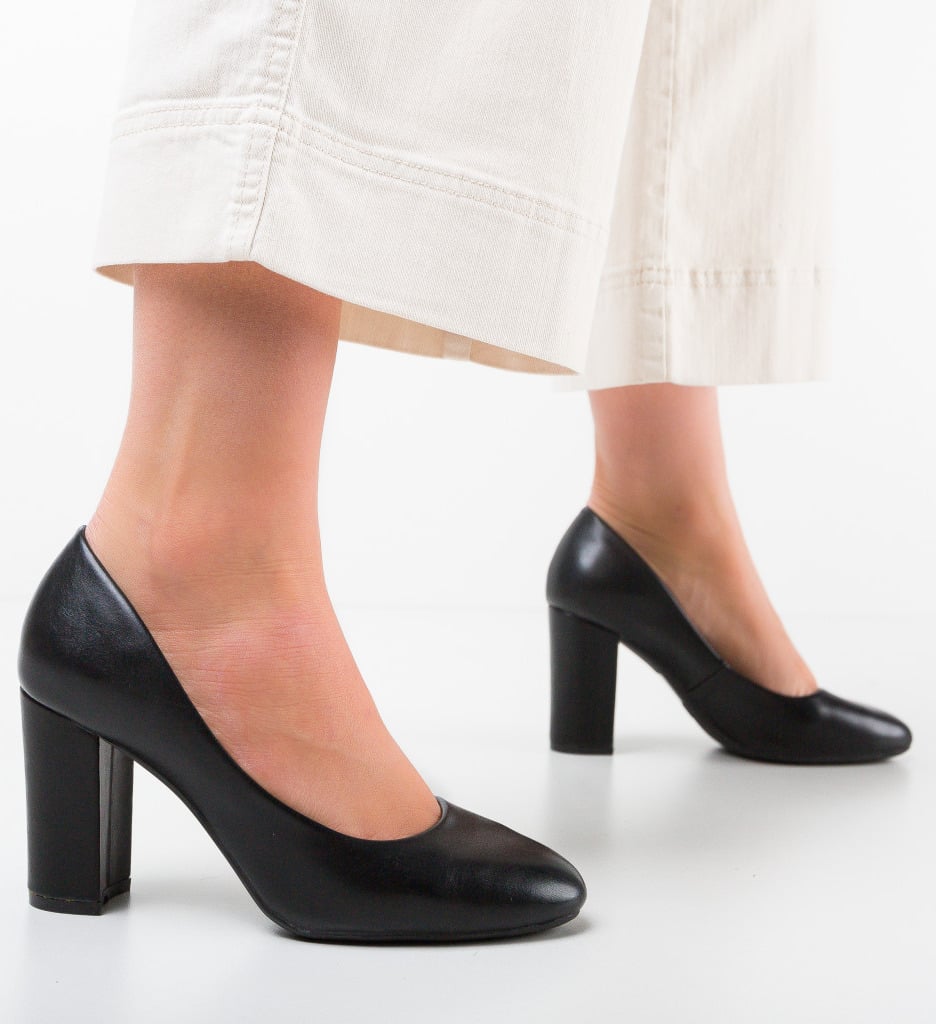 Pantofi Adas Negri cu Toc - Eleganță și Stil - imagine 4
