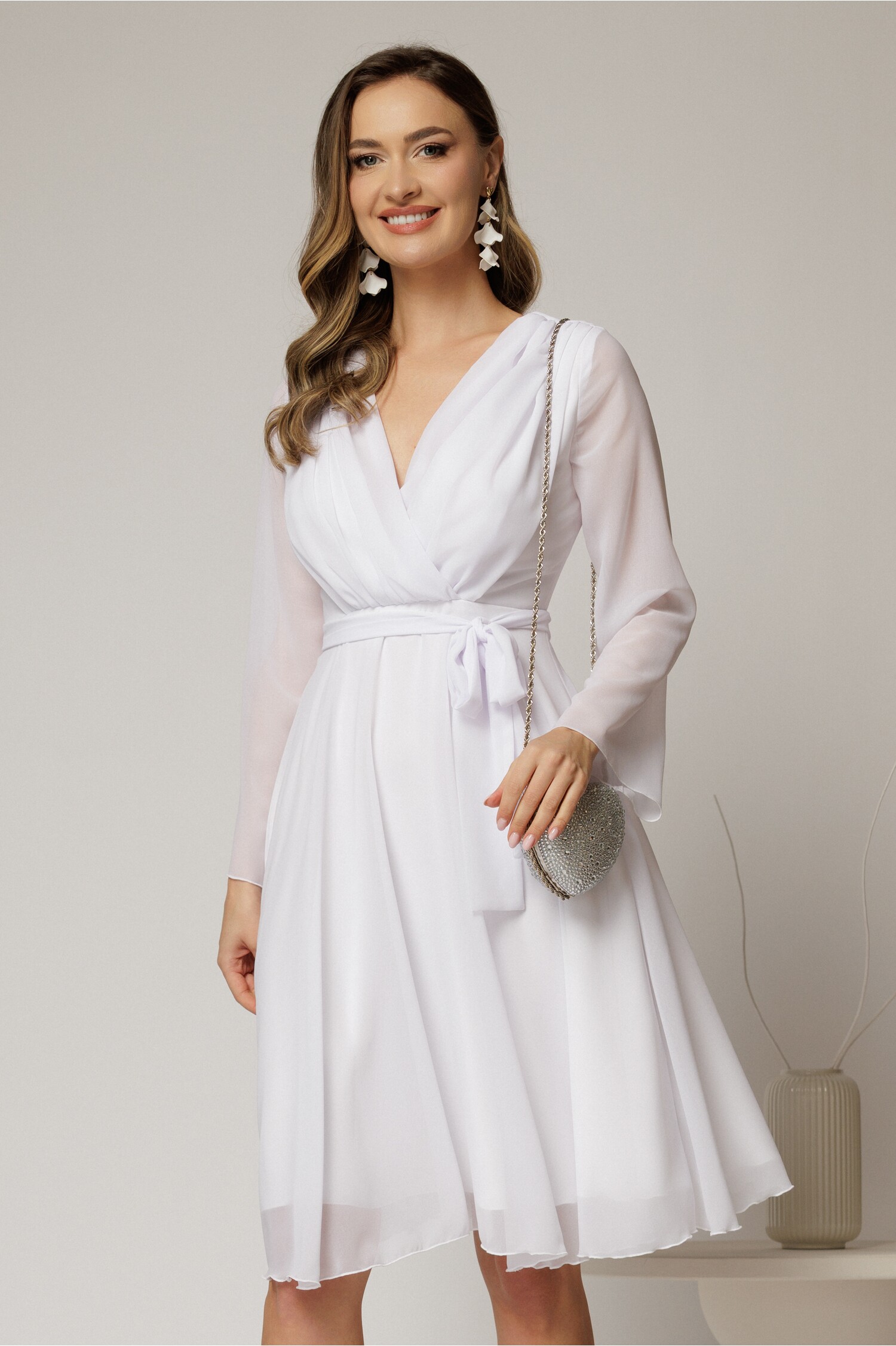 Rochie DY Fashion Alba din Voal cu Decolteu Petrecut