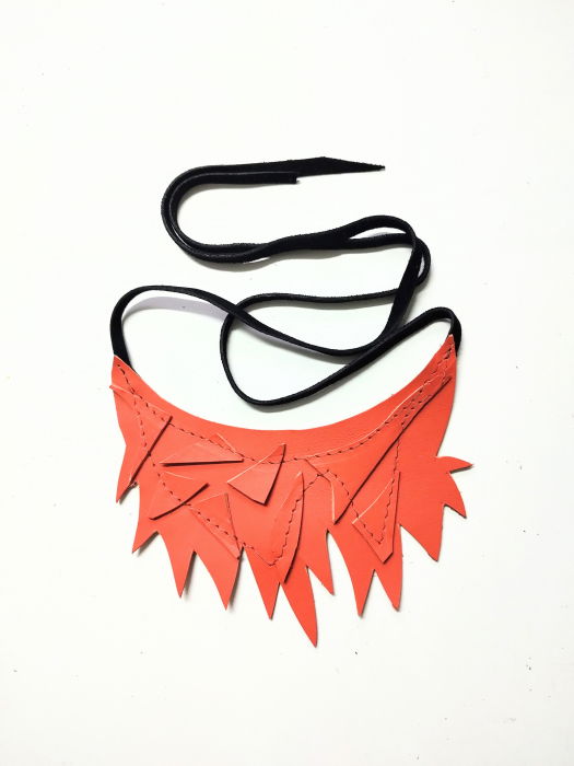 Colier Piele Portocalie Shopika - Design Asimetric