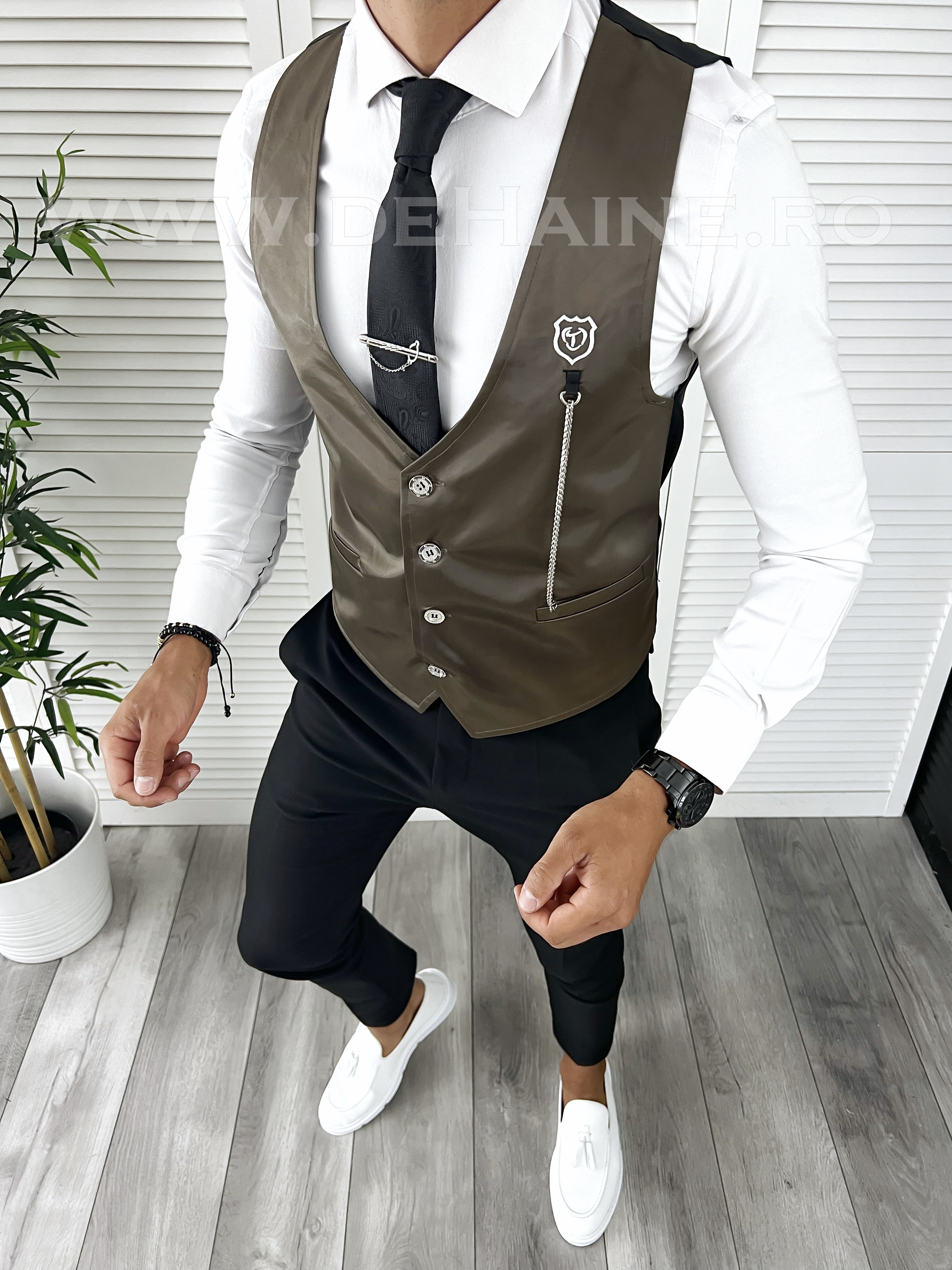 Vesta Barbati Eleganta Slim Fit Maro