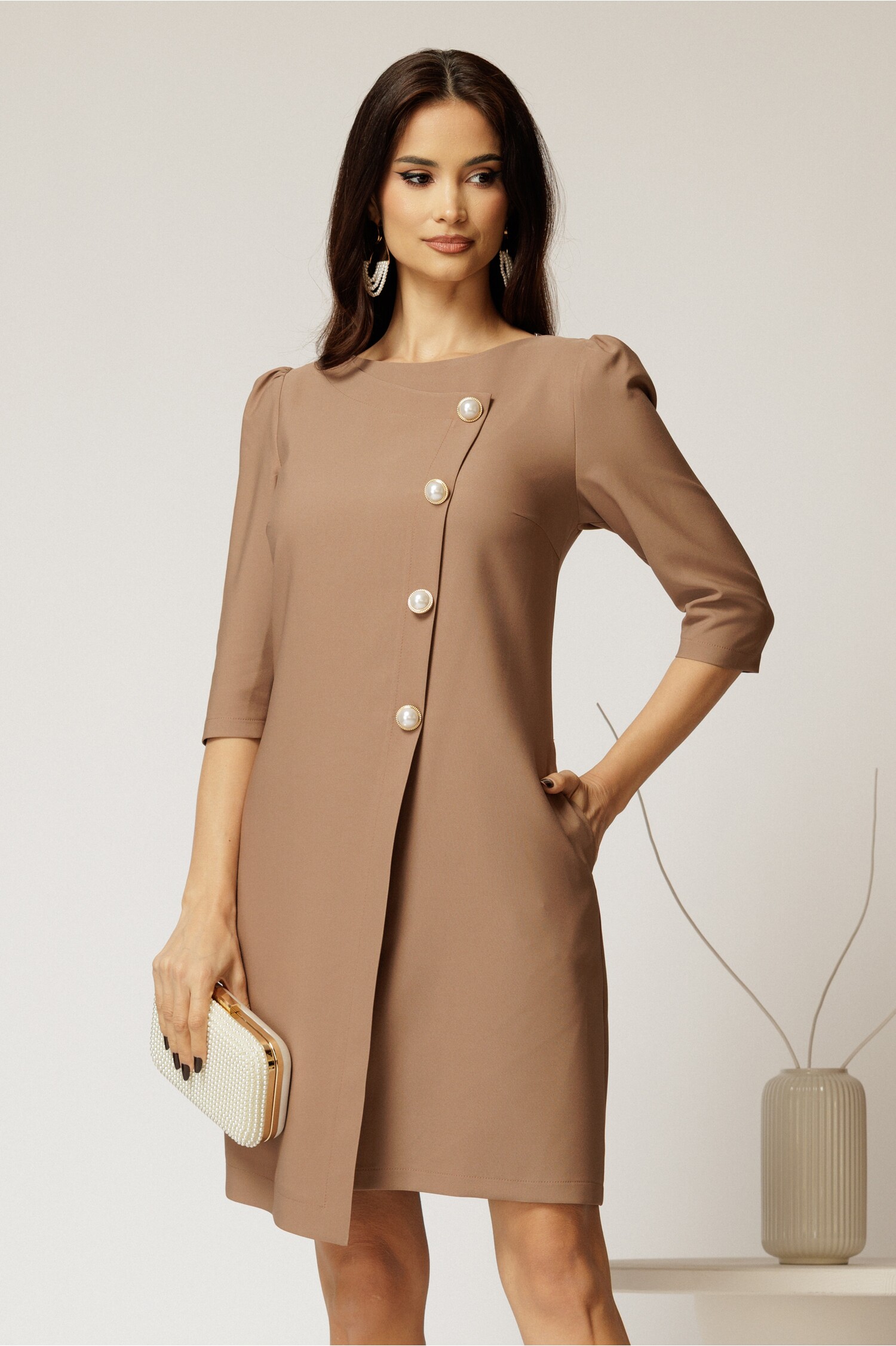 Rochie Office Bej Eleganta cu Nasturi Perlati