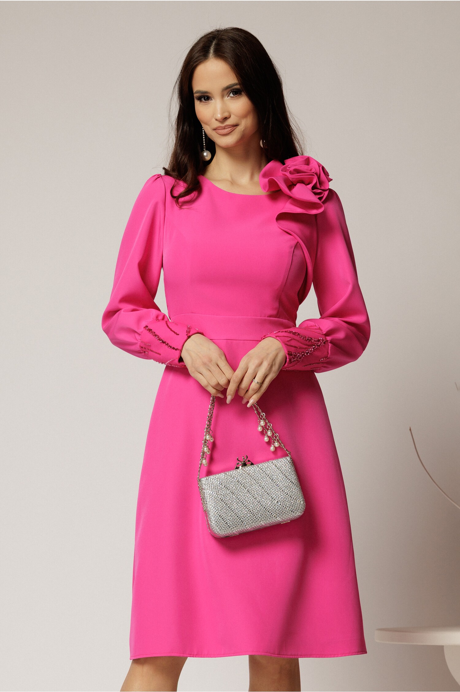 Rochie Ocazie Fucsia cu Paiete și Fundă | Eleganță Pură