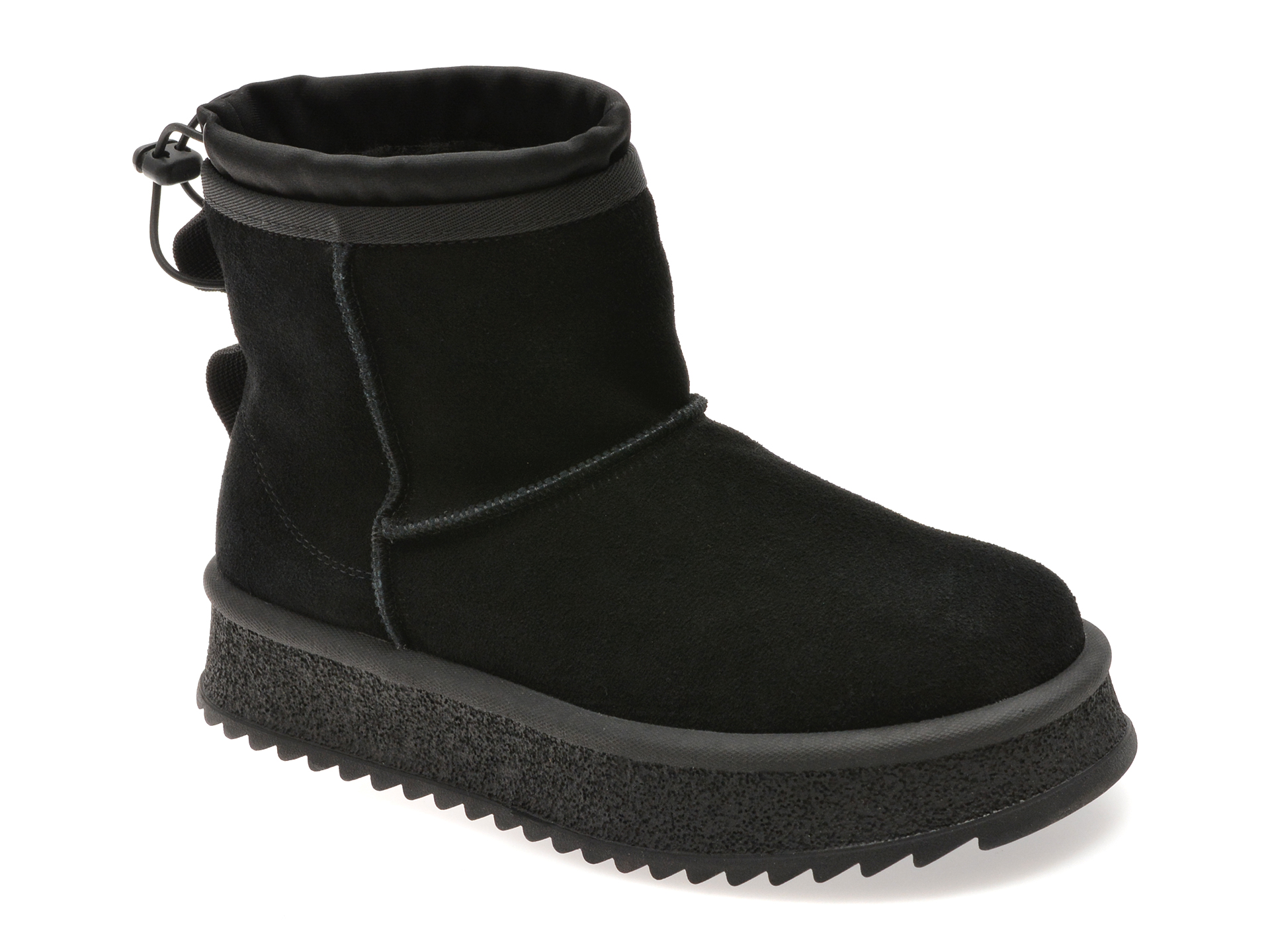Ghete GRYXX negre din piele intoarsa