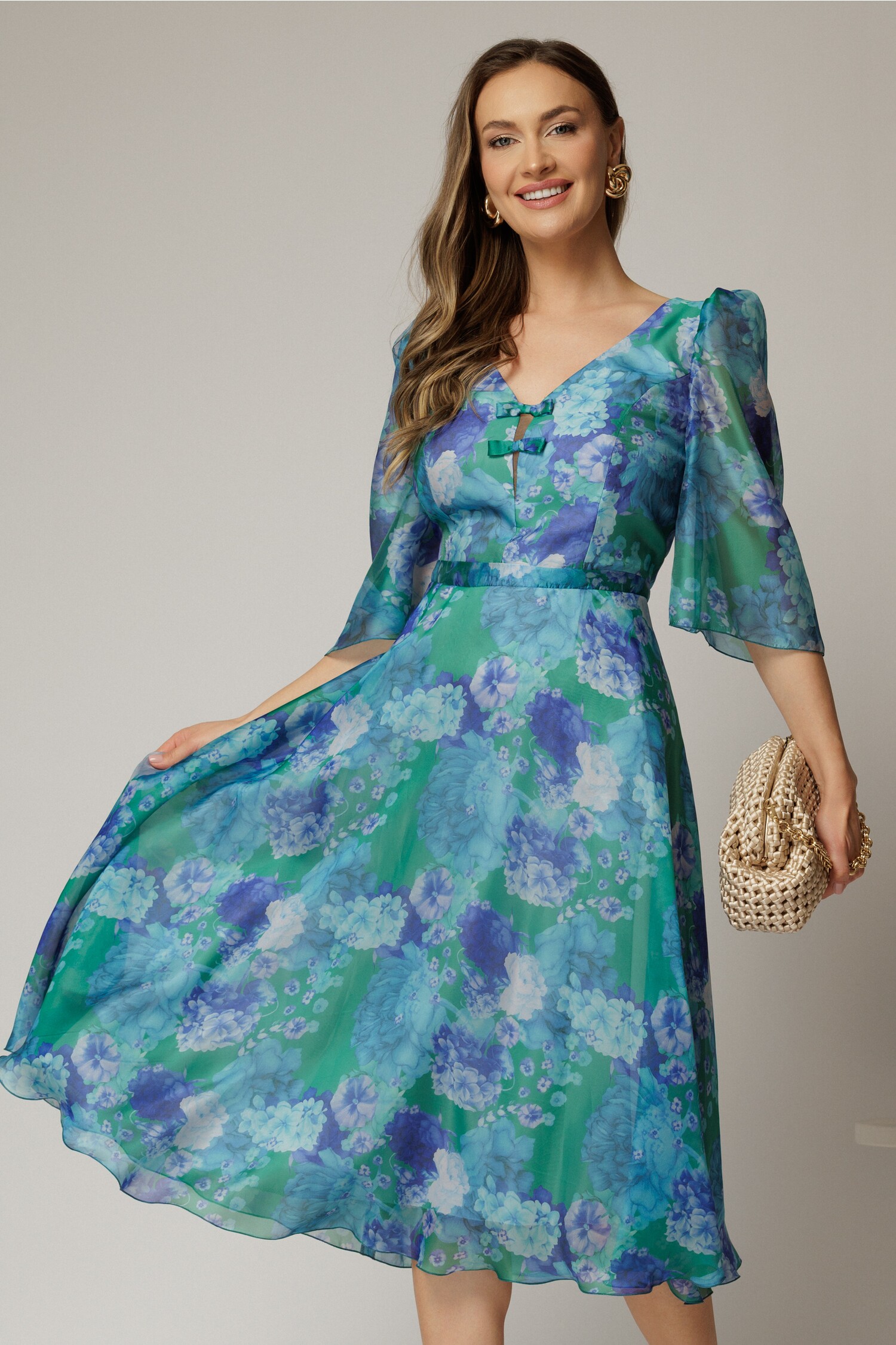 Rochie Midi Verde Imprimeuri Fundite Elegantă