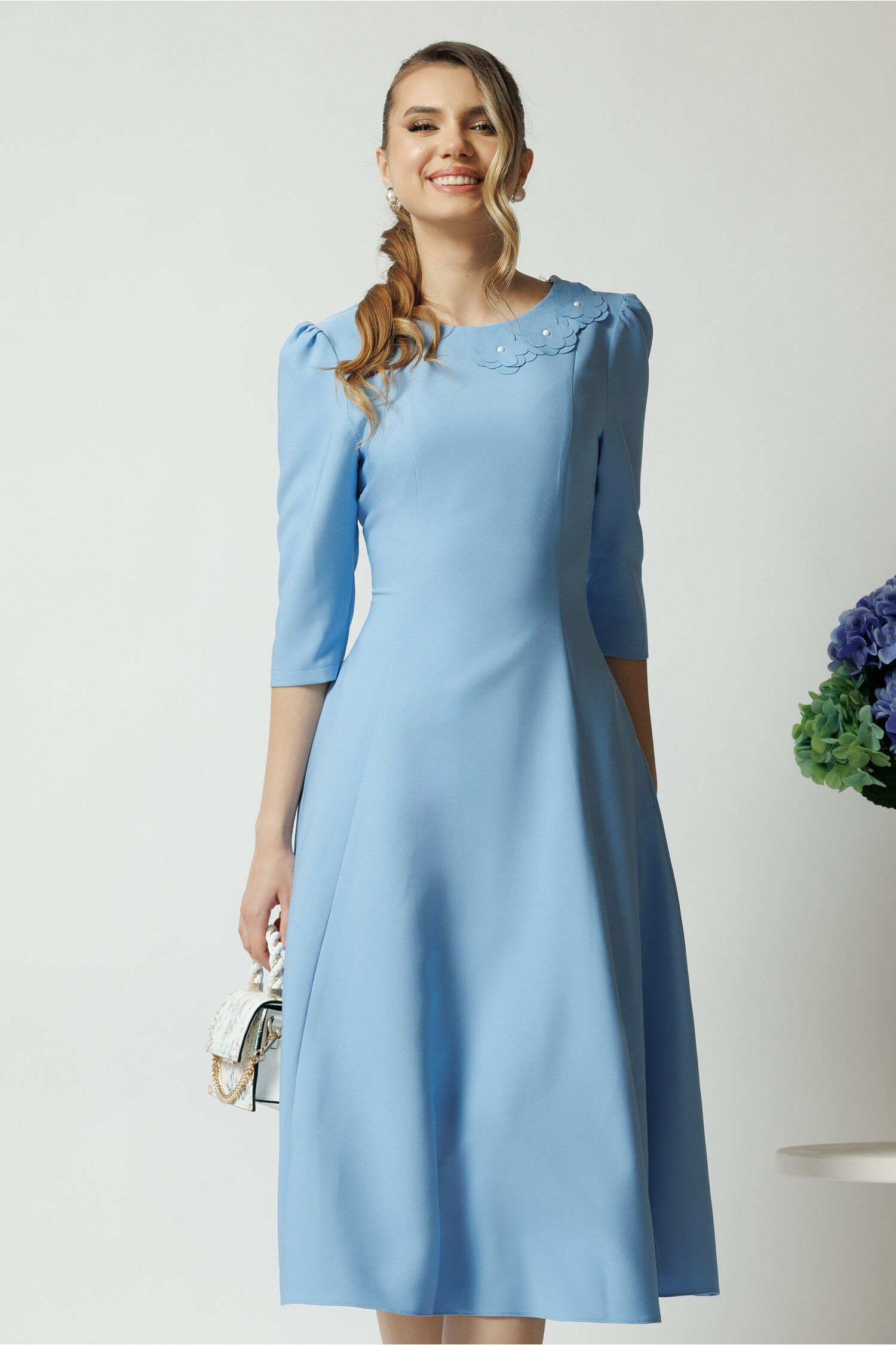 Rochie Office Bleu cu Flori | Stil Elegant