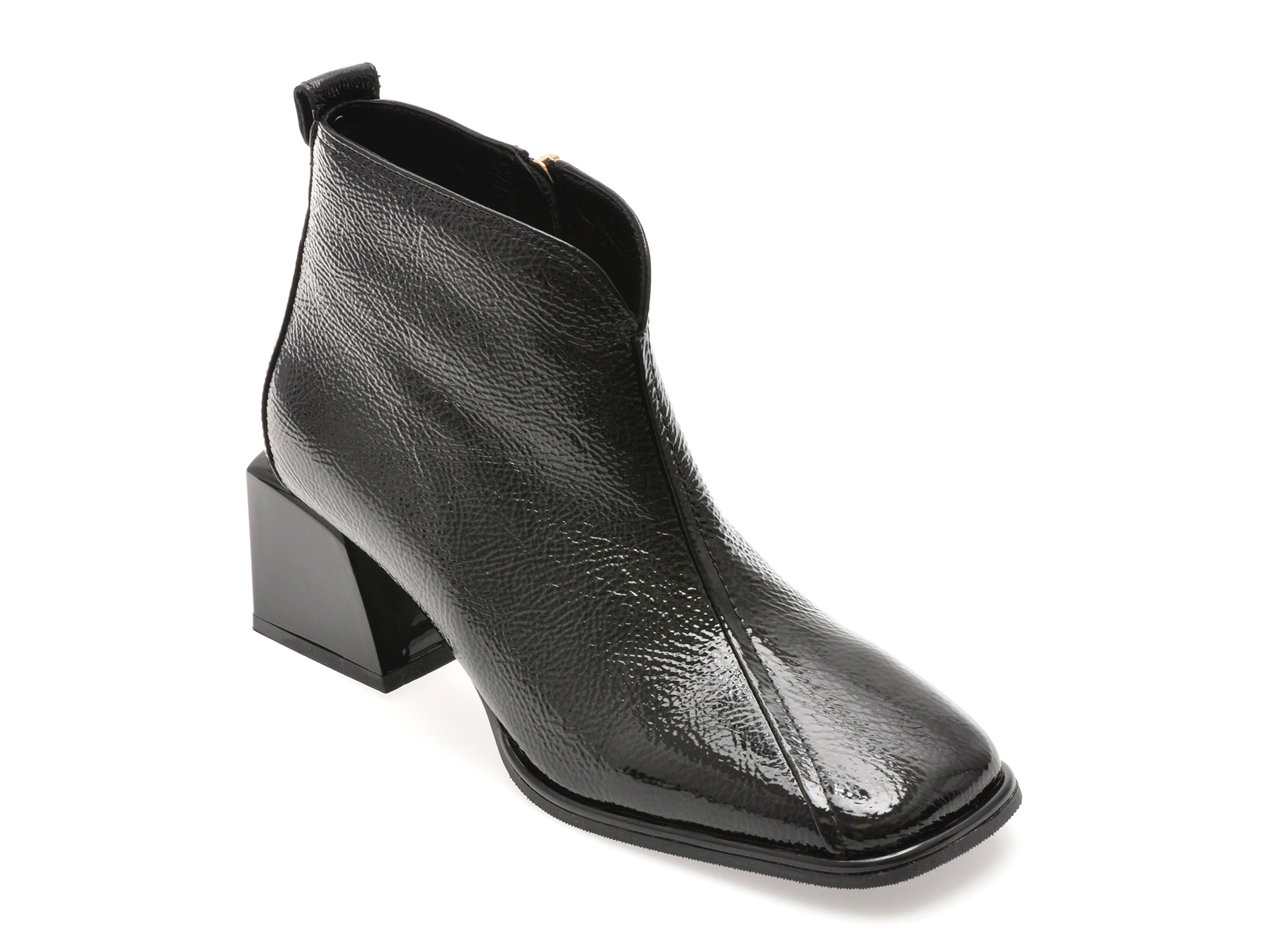 Ghete Epica Negre din Piele Lacuită - Eleganță