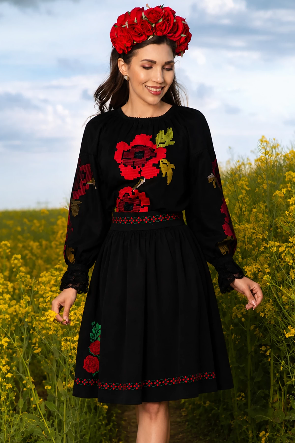Fusta Effect Neagră cu Broderie Tradițională - imagine 2