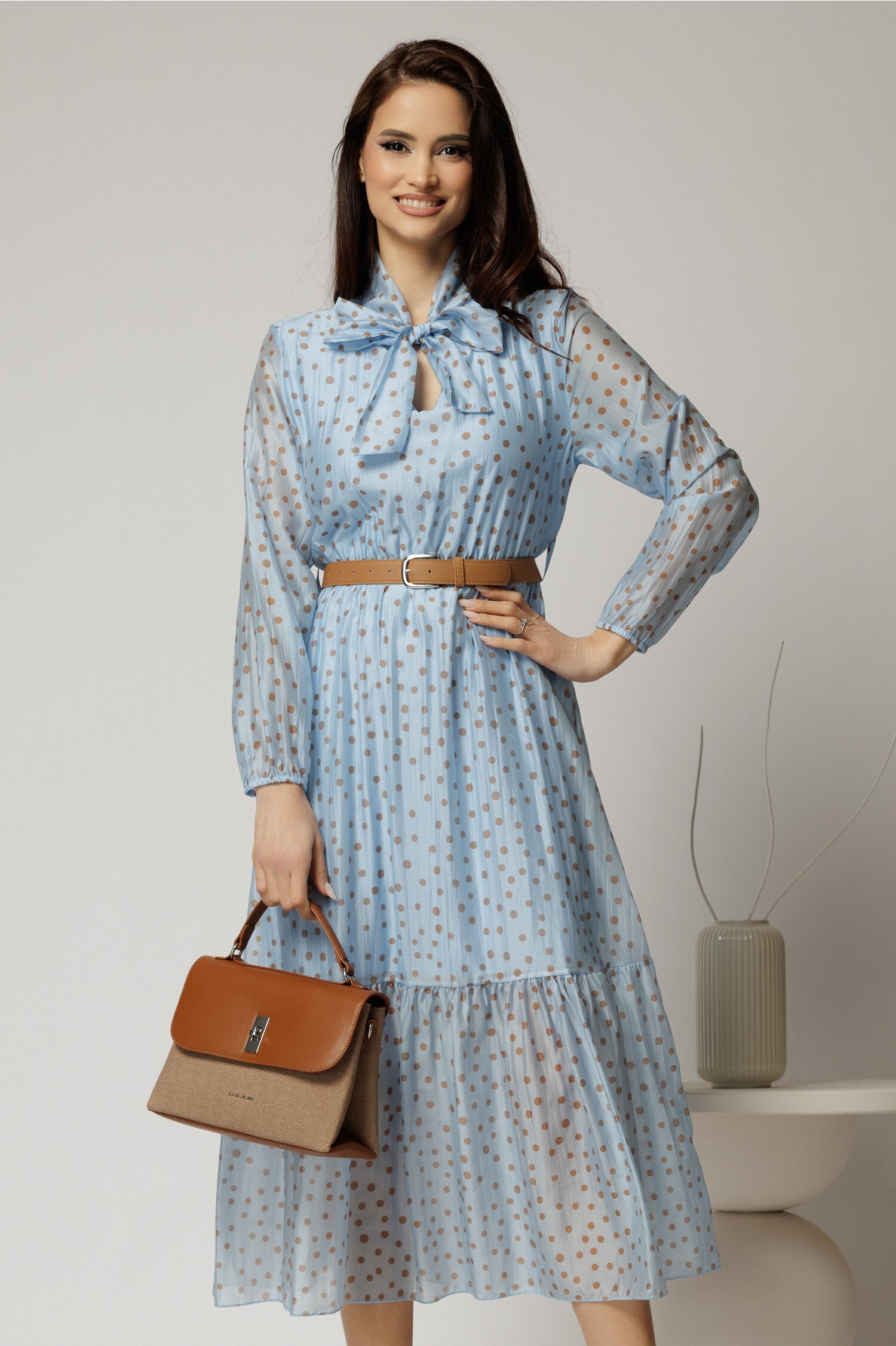 Rochie Midi Tencel Bleu cu Buleți și Fundă