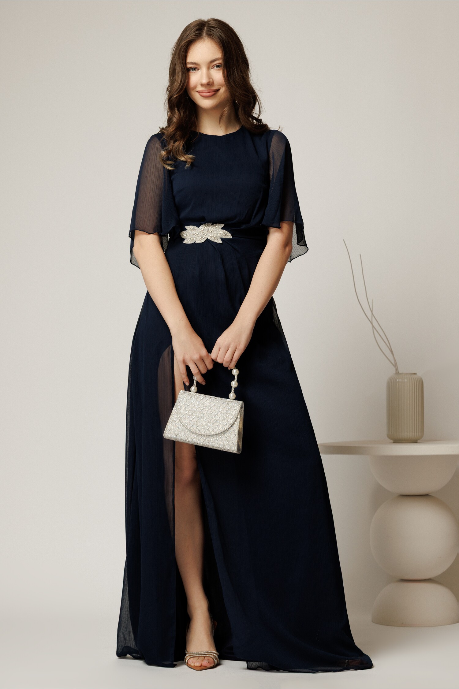 Rochie Lungă Bleumarin de Seară cu Aplicație Argintie