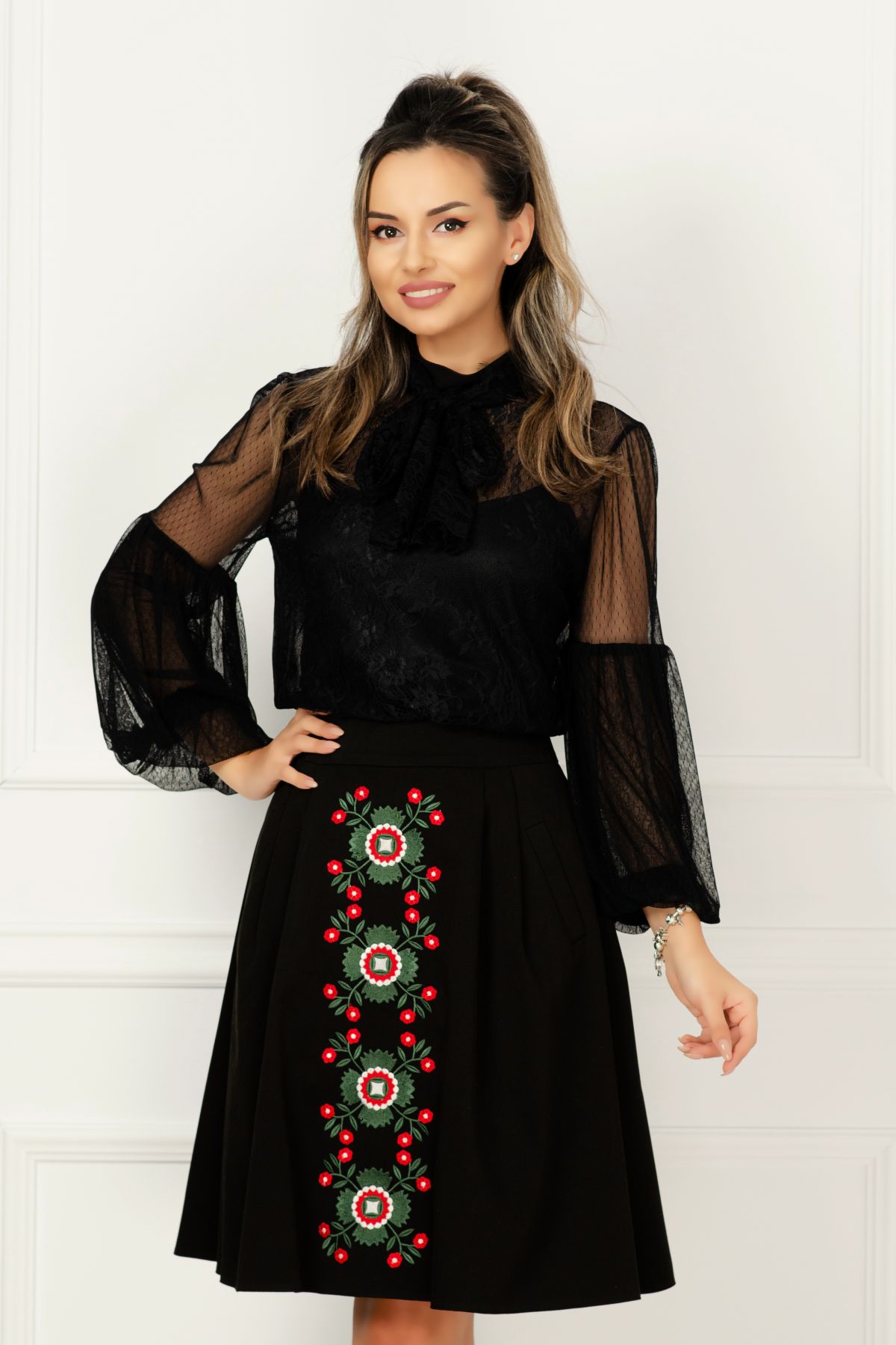 Fusta Effect cu Broderie | Eleganta Romaneasca