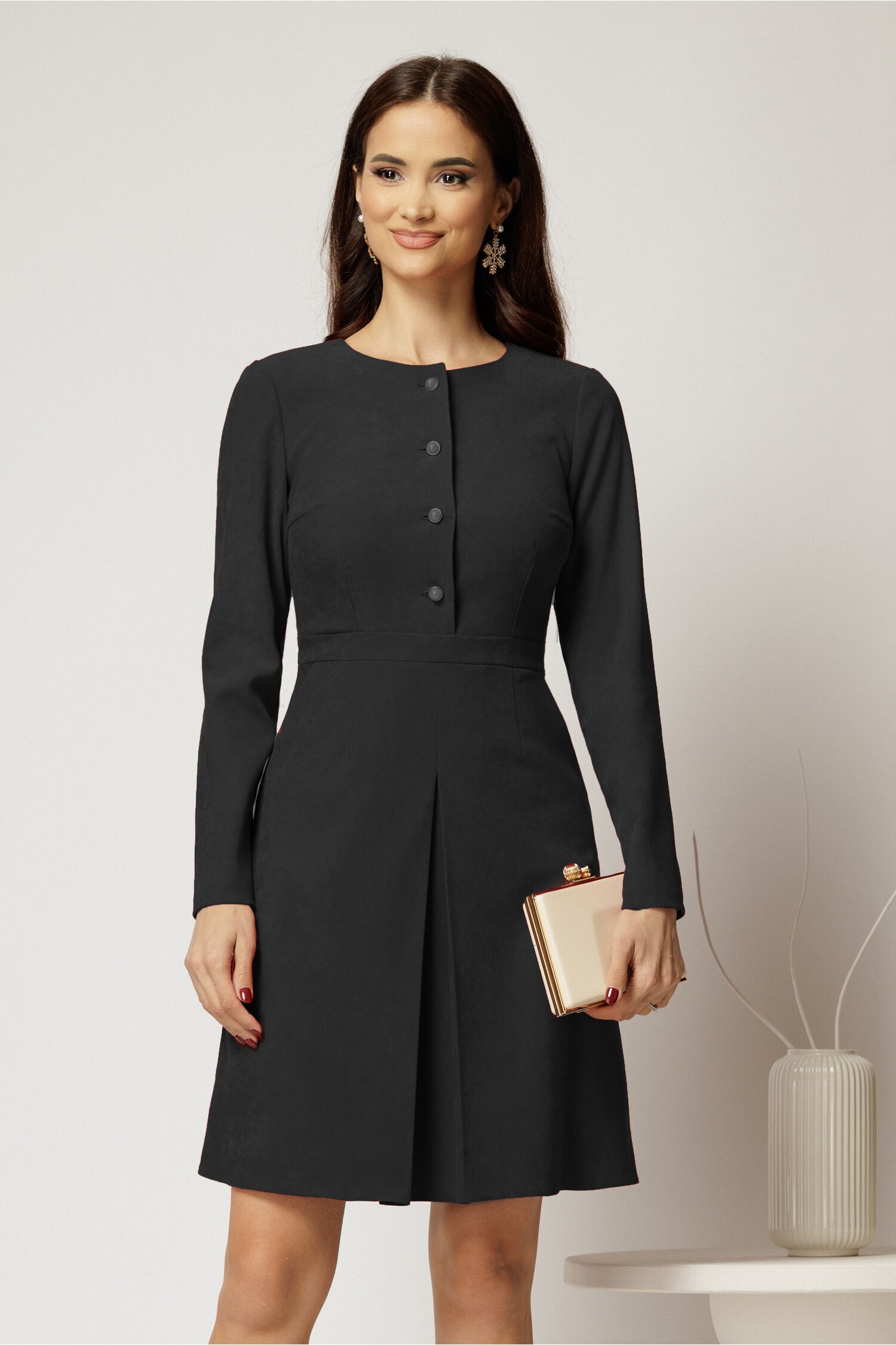 Rochie Catifea Neagră Elegantă cu Nasturi Perla
