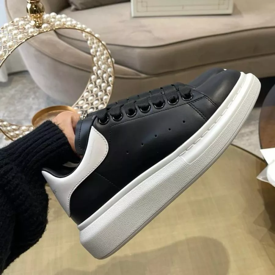 Adidași Dama Casual Negri - Confort și Stil - imagine 2