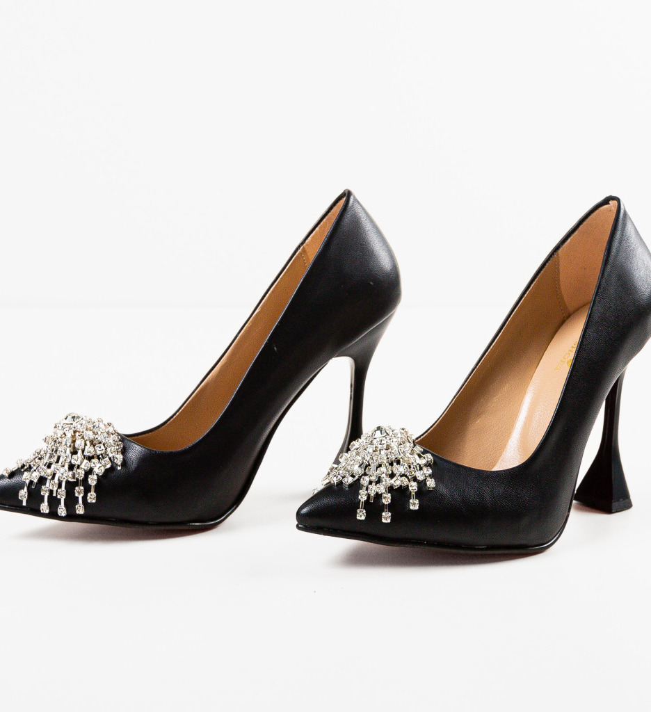 Pantofi Yerer cu Toc - Eleganță și Stil
