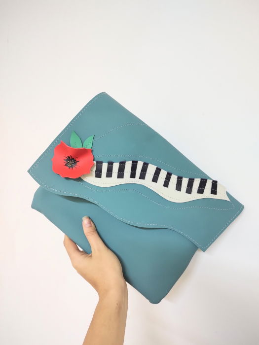 Plic Piele Naturală Unikat Shopika - Eleganță Handmade