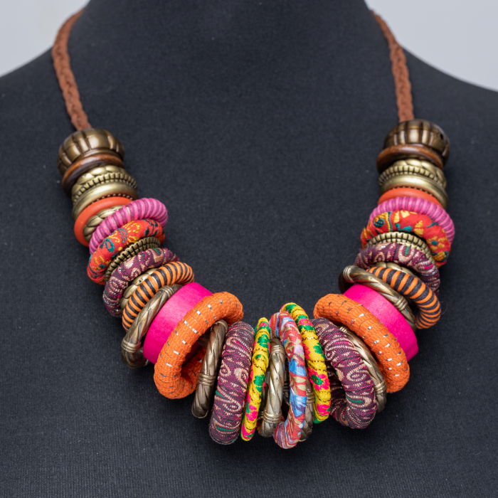 Colier Shopika Fucsia Lemn Multicolor Design Unic