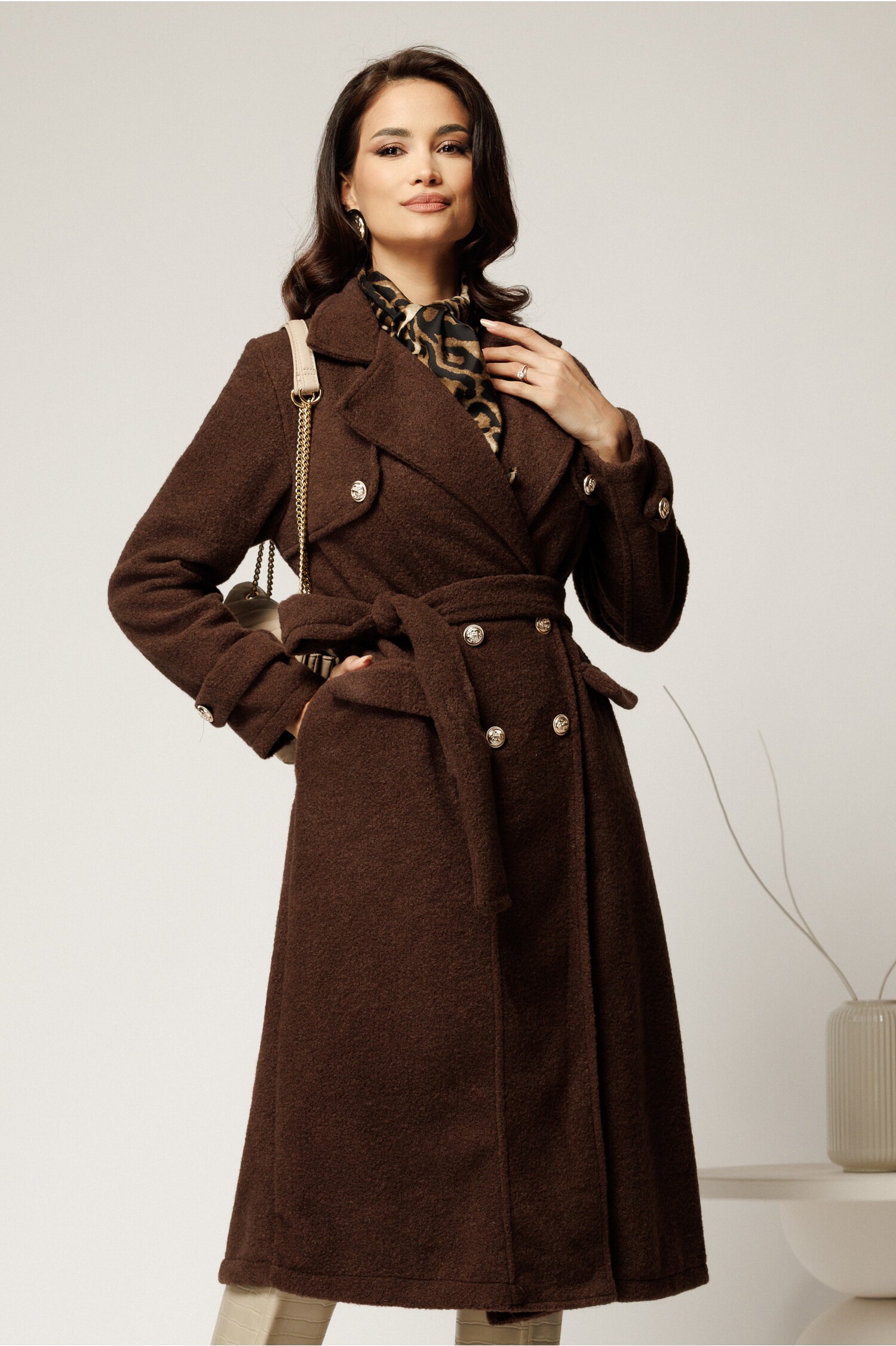 Palton maro cu cordon talie - Stil elegant