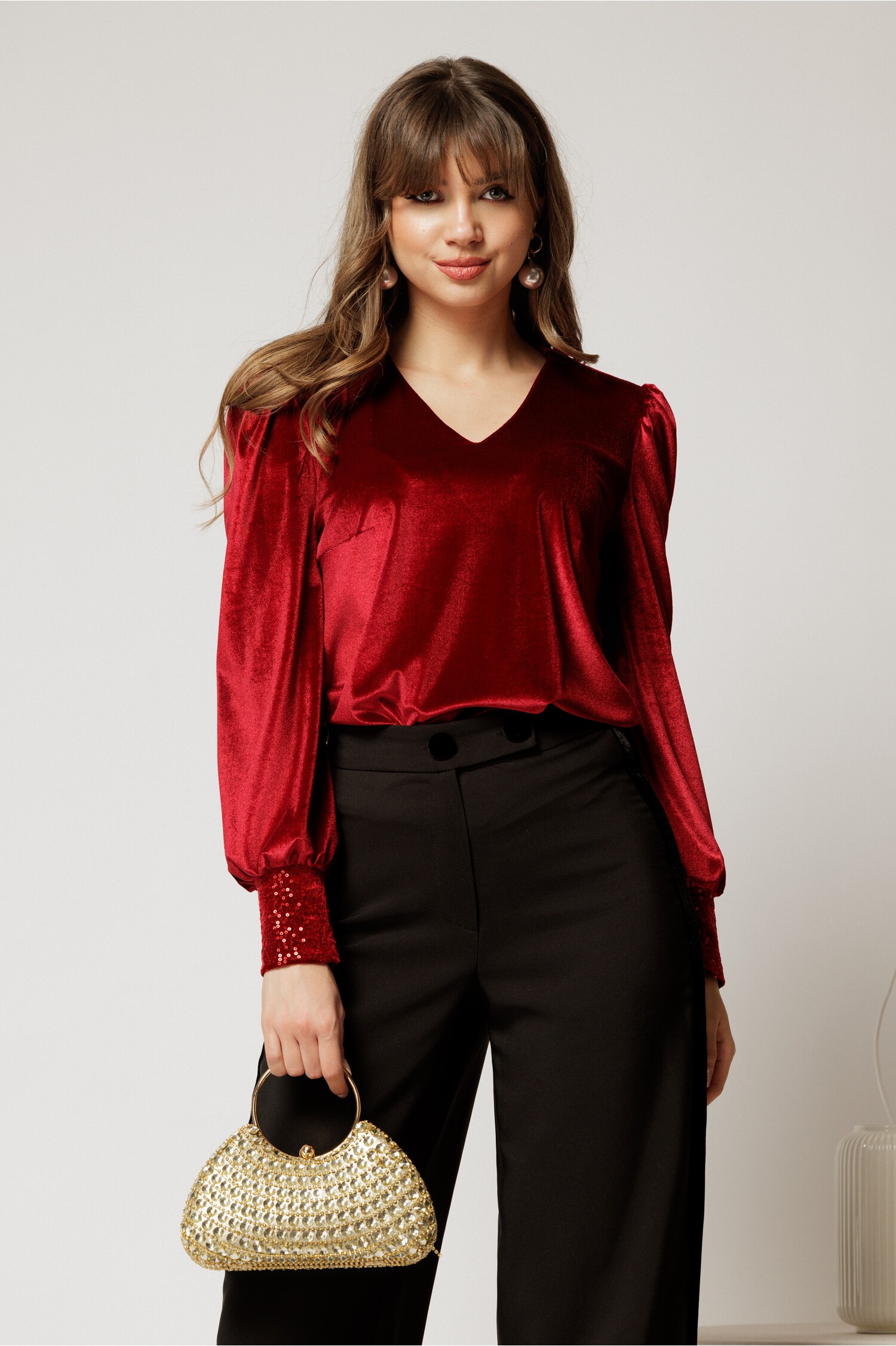 Bluză Catifea Bordo cu Paiete | Eleganță și Stil