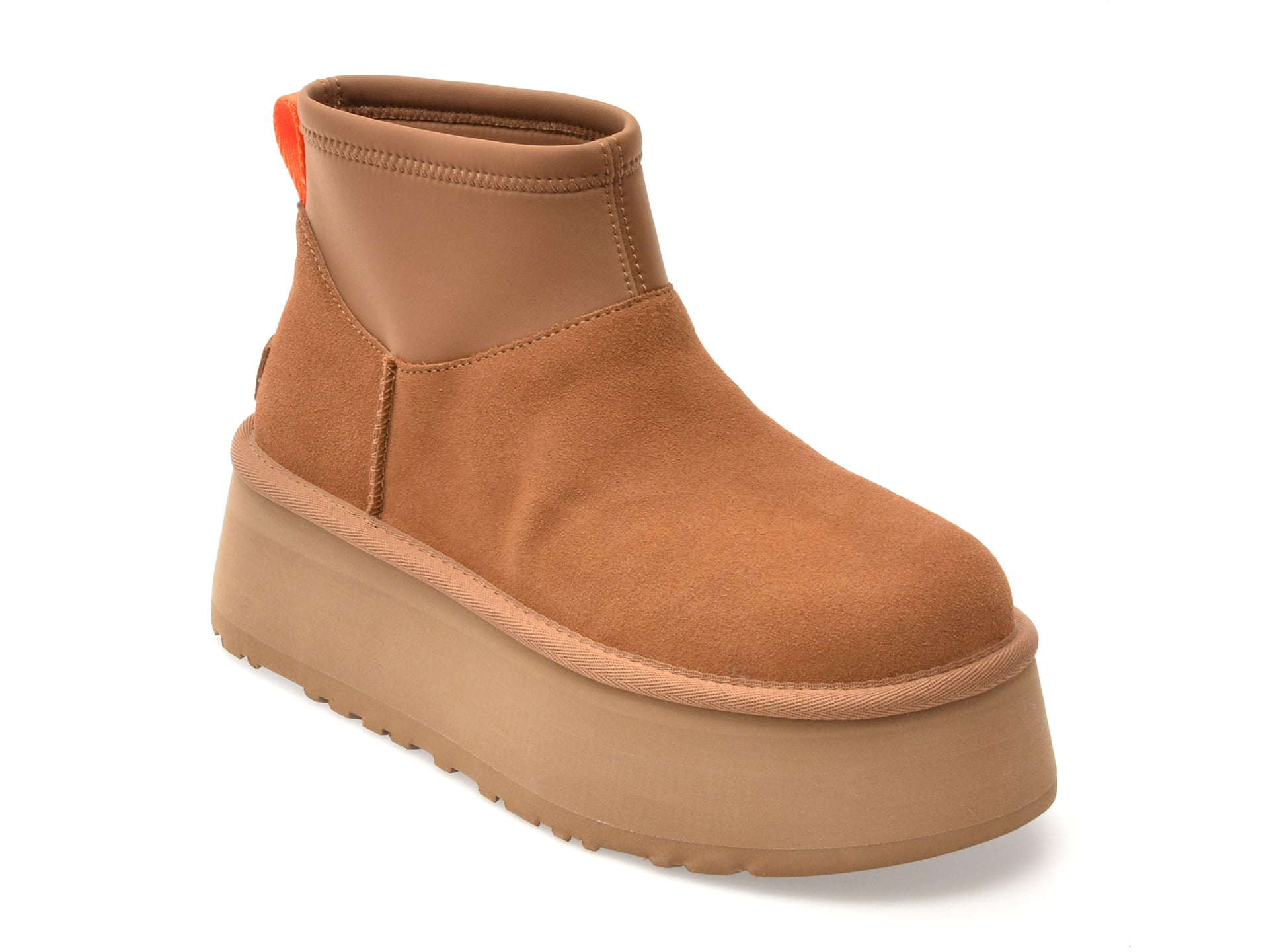 UGG Classic Mini Dipper - Eleganță și Confort