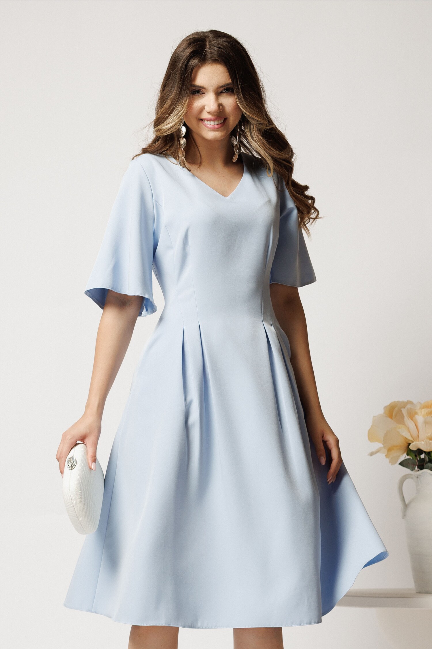 Rochie Midi Bleu cu Pliuri și Buzunare - Eleganță