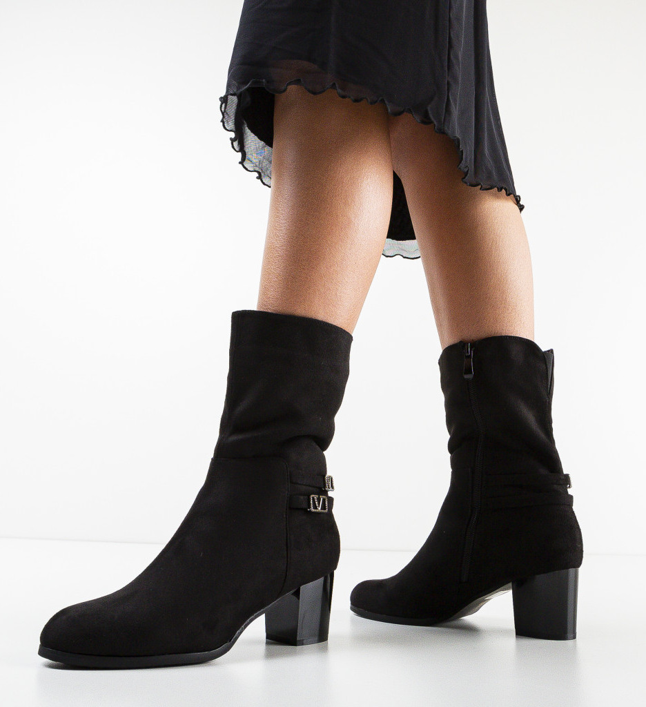 Botine Staples Negre 2 - Eleganță și Stil - imagine 3