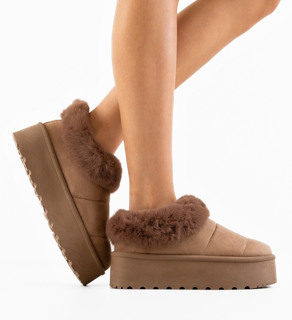 Papuci Ug Padma Khaki - Confort și Stil