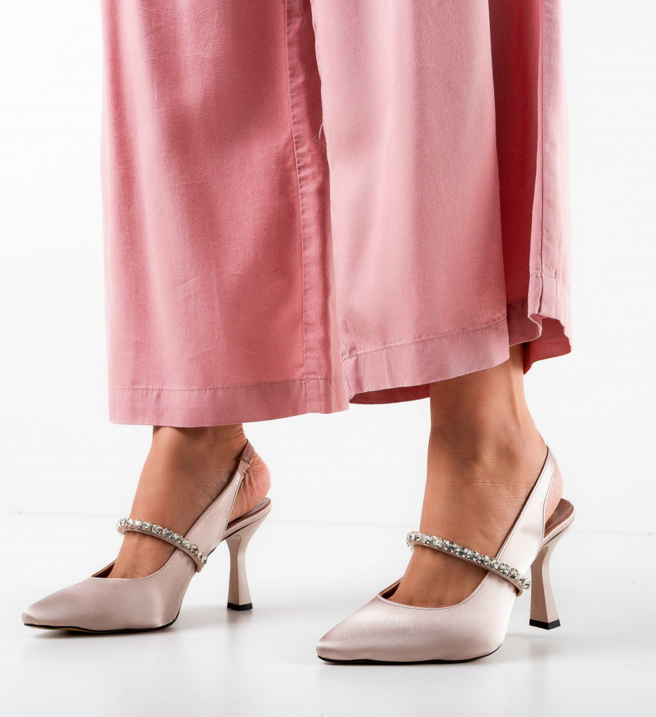 Pantofi Giucale Bej cu Toc - Eleganță și Stil - imagine 3