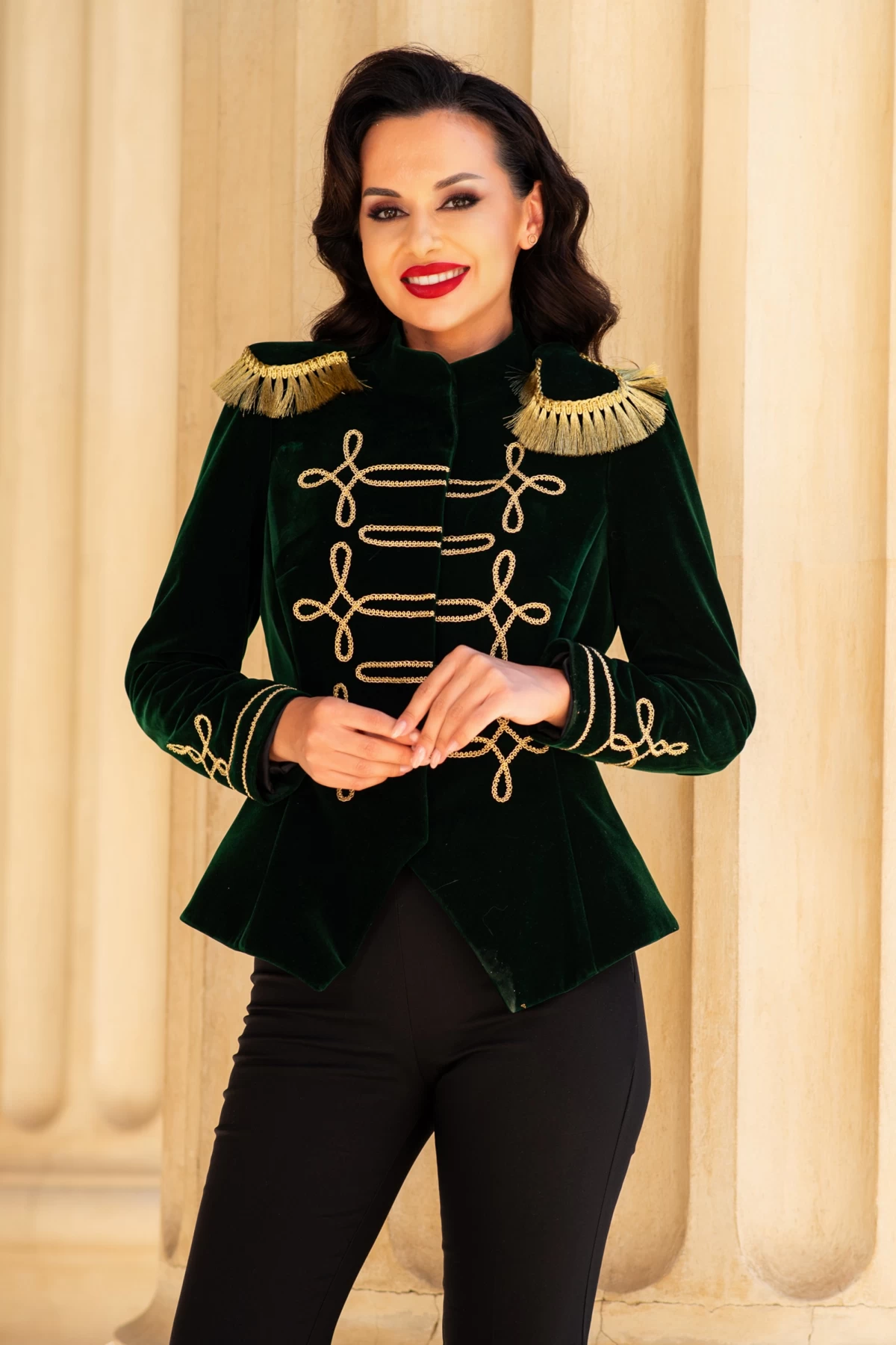 Sacou elegant din catifea verde cu epoleti detasabili