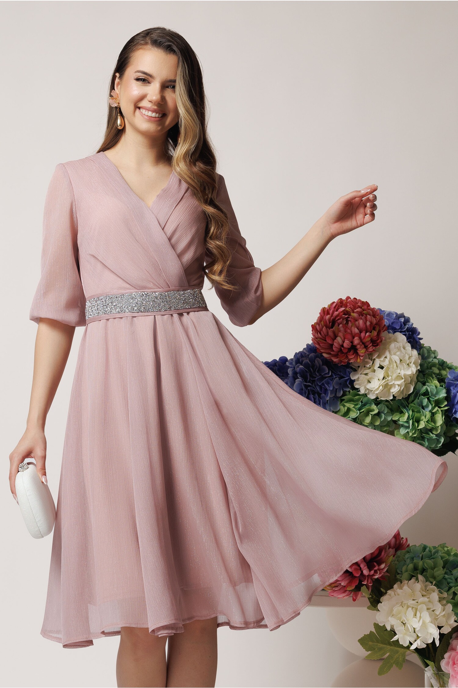 Rochie Eleganta Roz Prafuit cu Fir Stralucitor