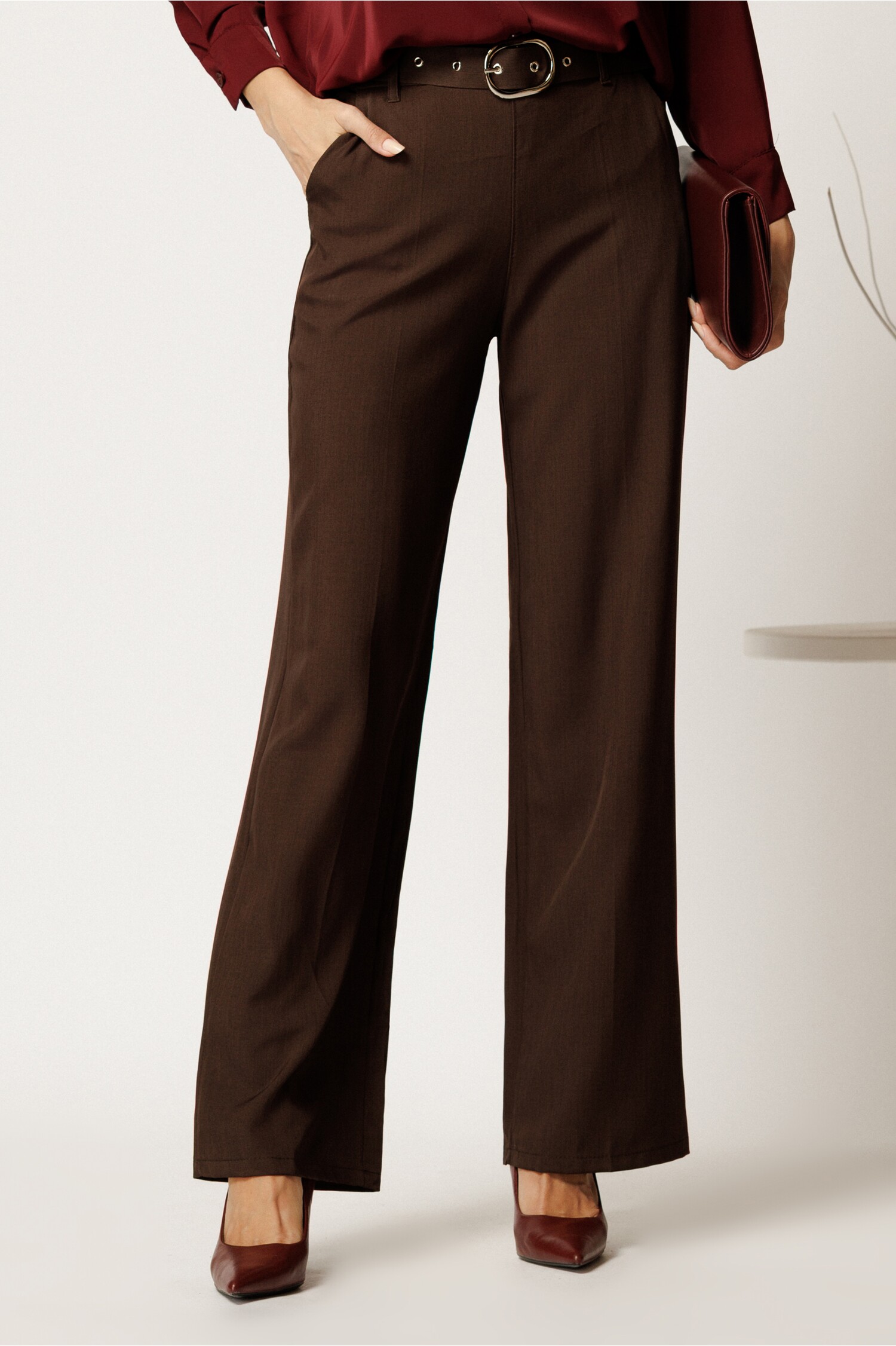 Pantaloni Stofa Maro Croi Drept cu Curea