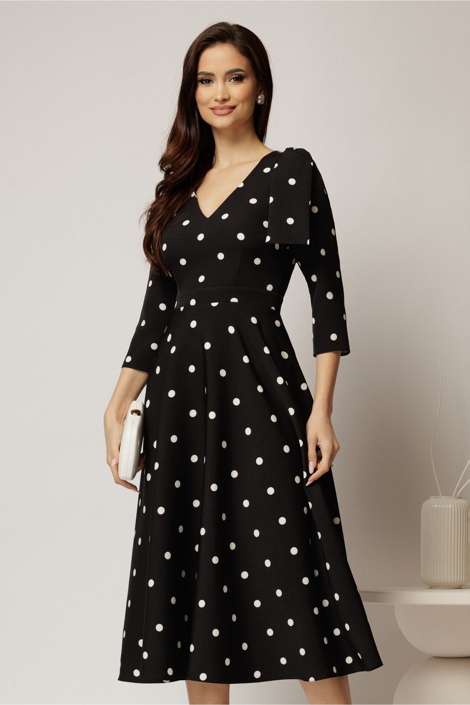 Rochie DY Fashion Neagra cu Buline si Funda