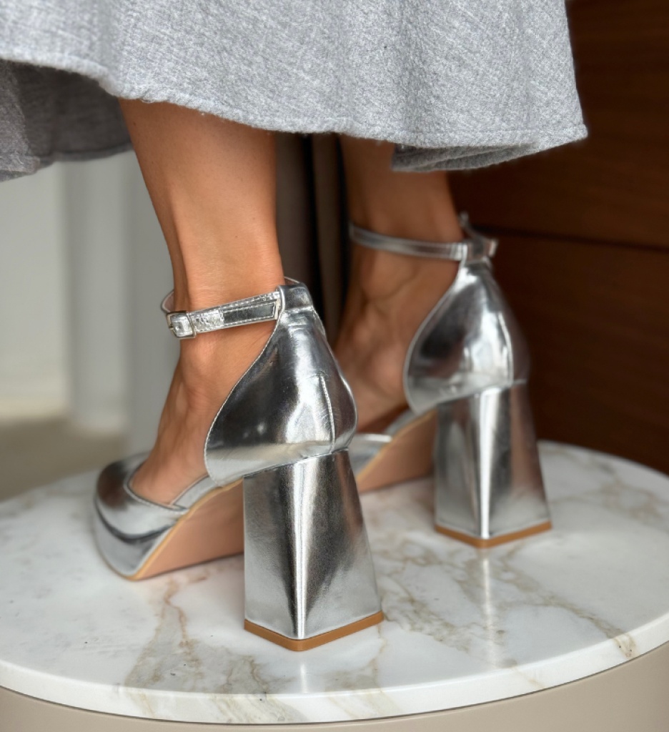 Pantofi Kausar Argintii - Eleganta la Fiecare Pas - imagine 3