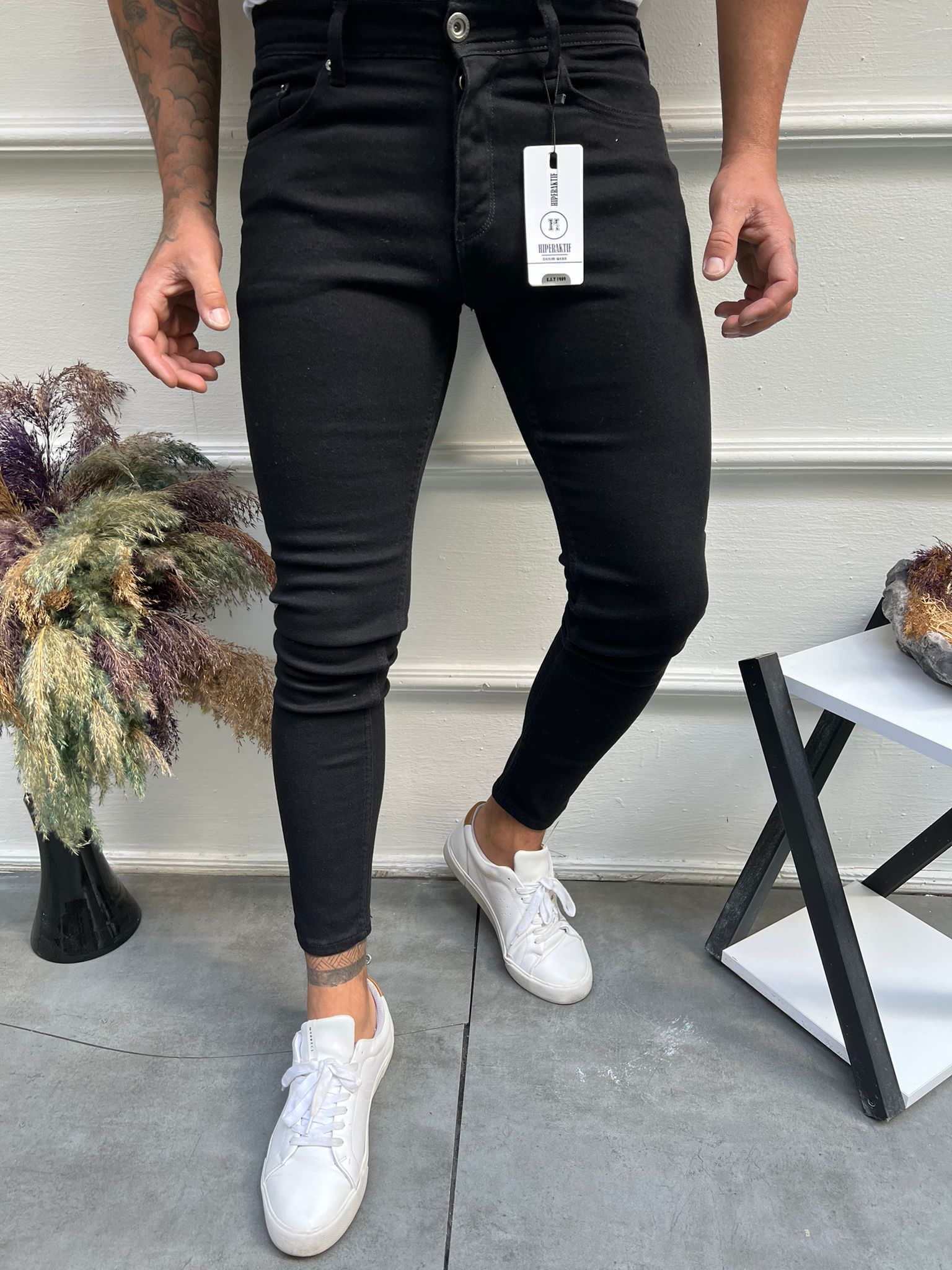 Blugi Barbati Conici Moderni cu Stretch