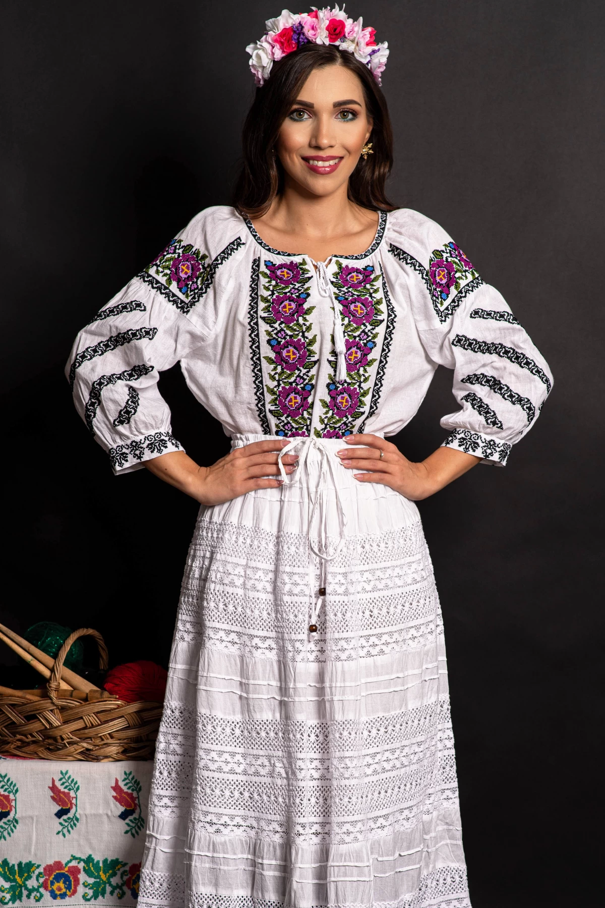 Ie Florina Trandafiri Mov - Traditional