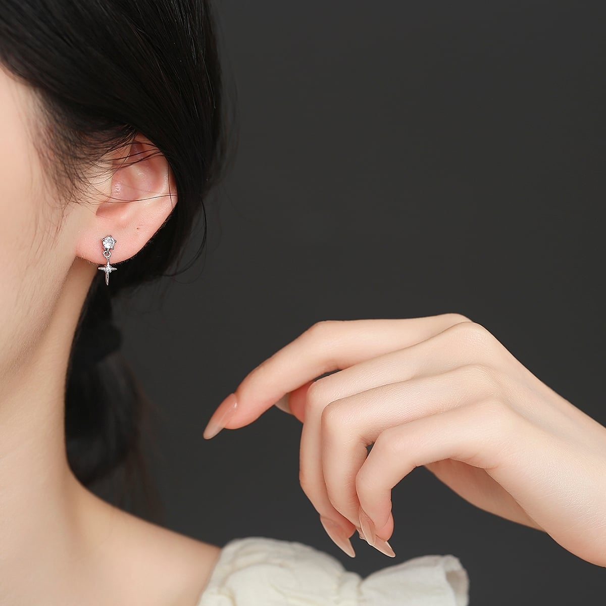 Cercei Argint 925 Cruce Delis - Eleganță Durabilă - imagine 2