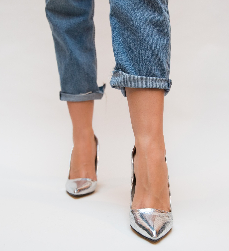 Pantofi Argintii Eleganți cu Toc - Stil Refinat - imagine 2