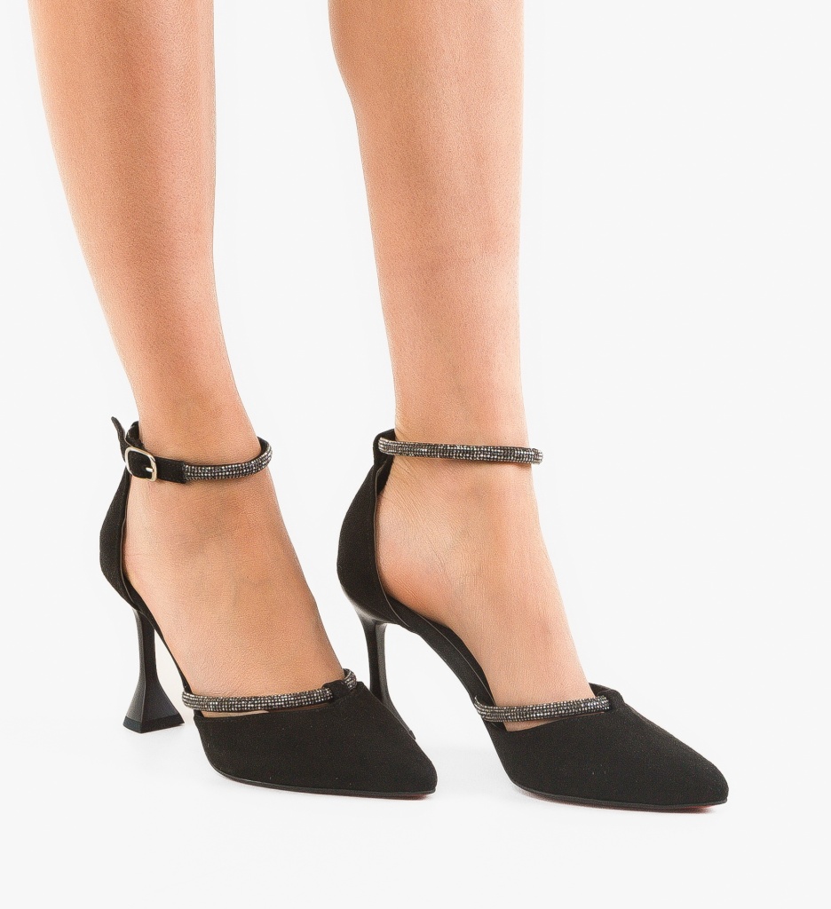 Pantofi cu Toc Varnosi - Stil și Eleganță