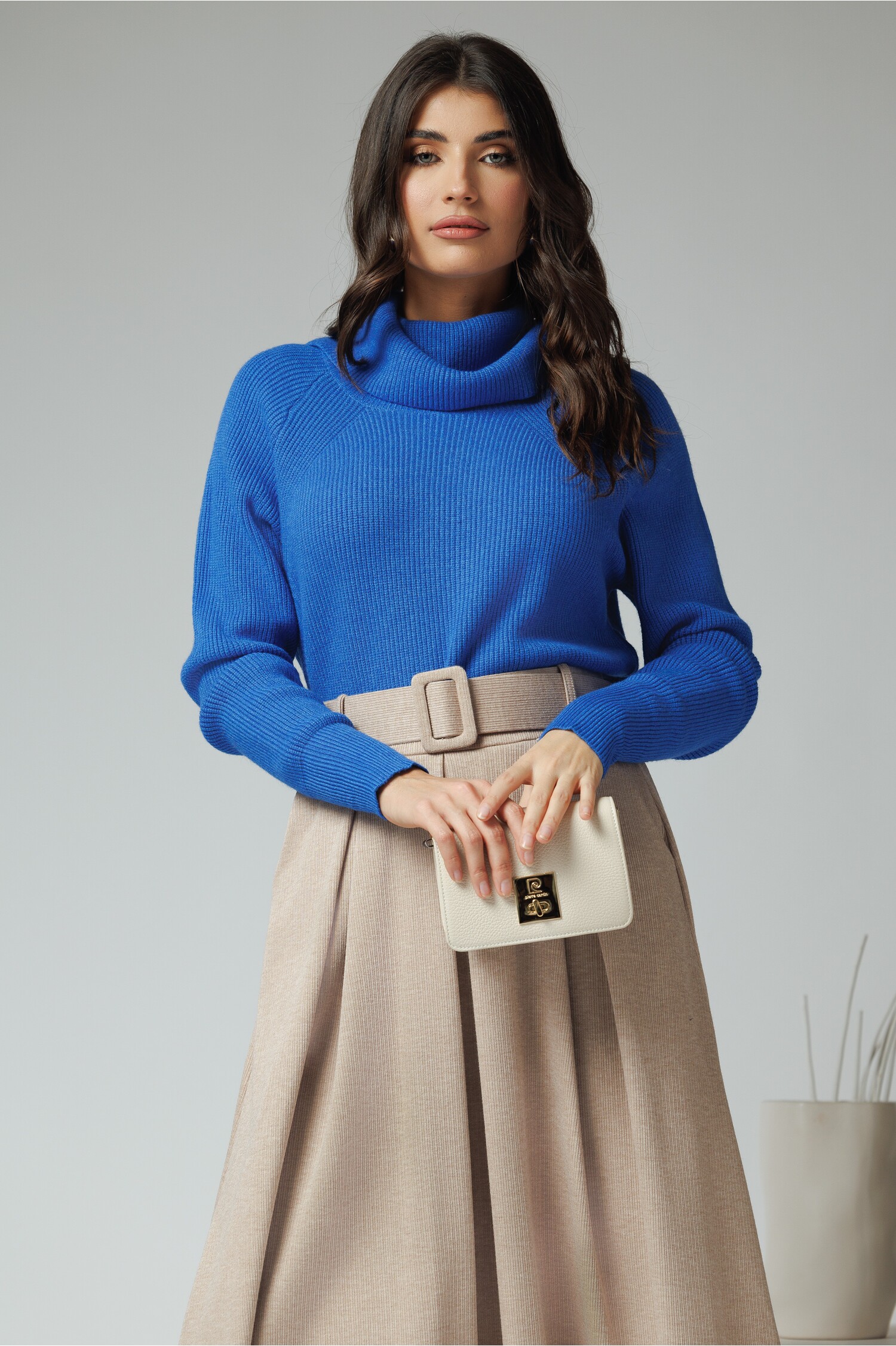 Bluza Tricot Albastra Guler Maxi - Stil Casual