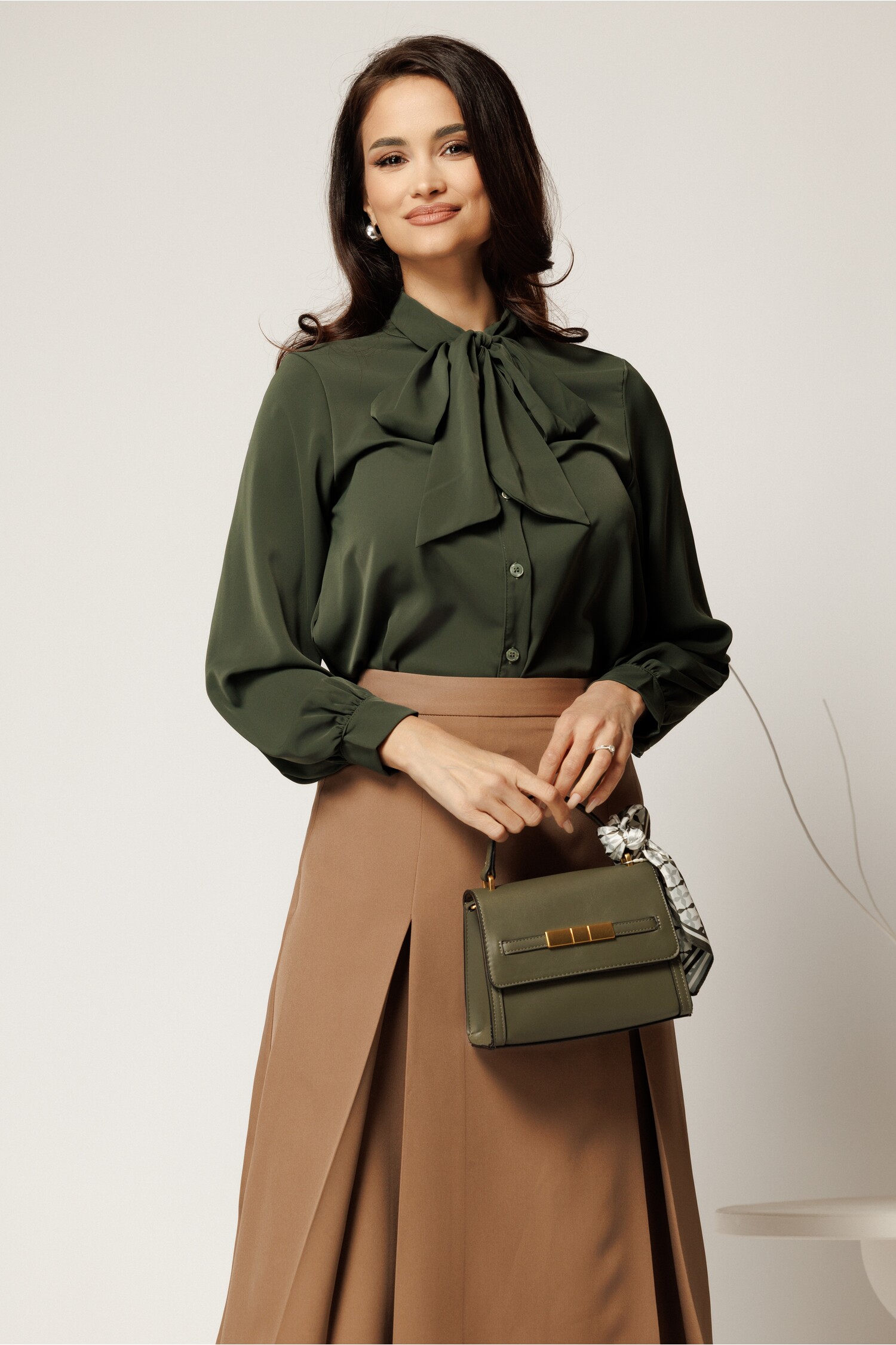 Camașă Verde din Voal cu Guler Eșarfă Elegant