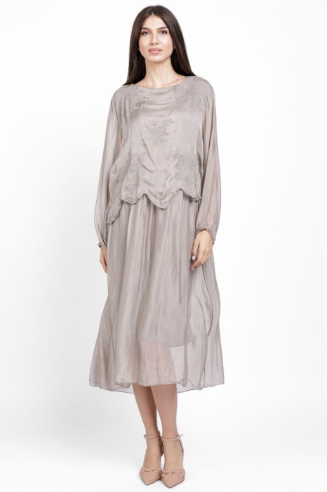 Rochie lungă Shopika cu broderie florală elegantă