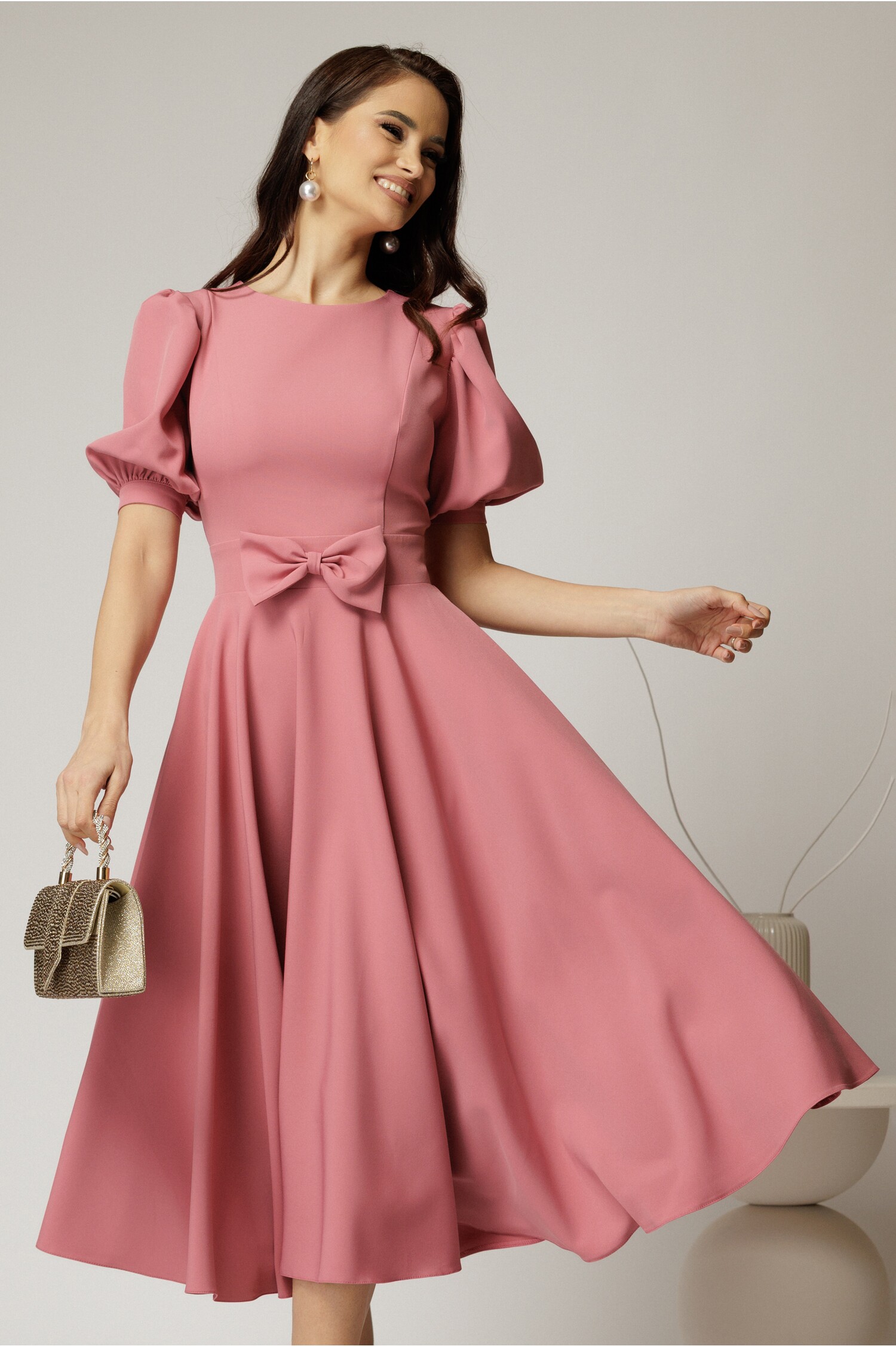 Rochie DY Fashion Roz Stofă Cloș cu Fundă
