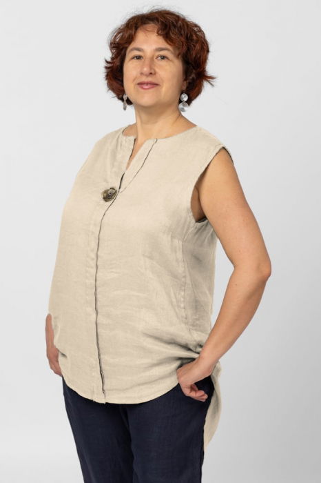 Bluza In Eleganta Bej cu Nasture | Shopika