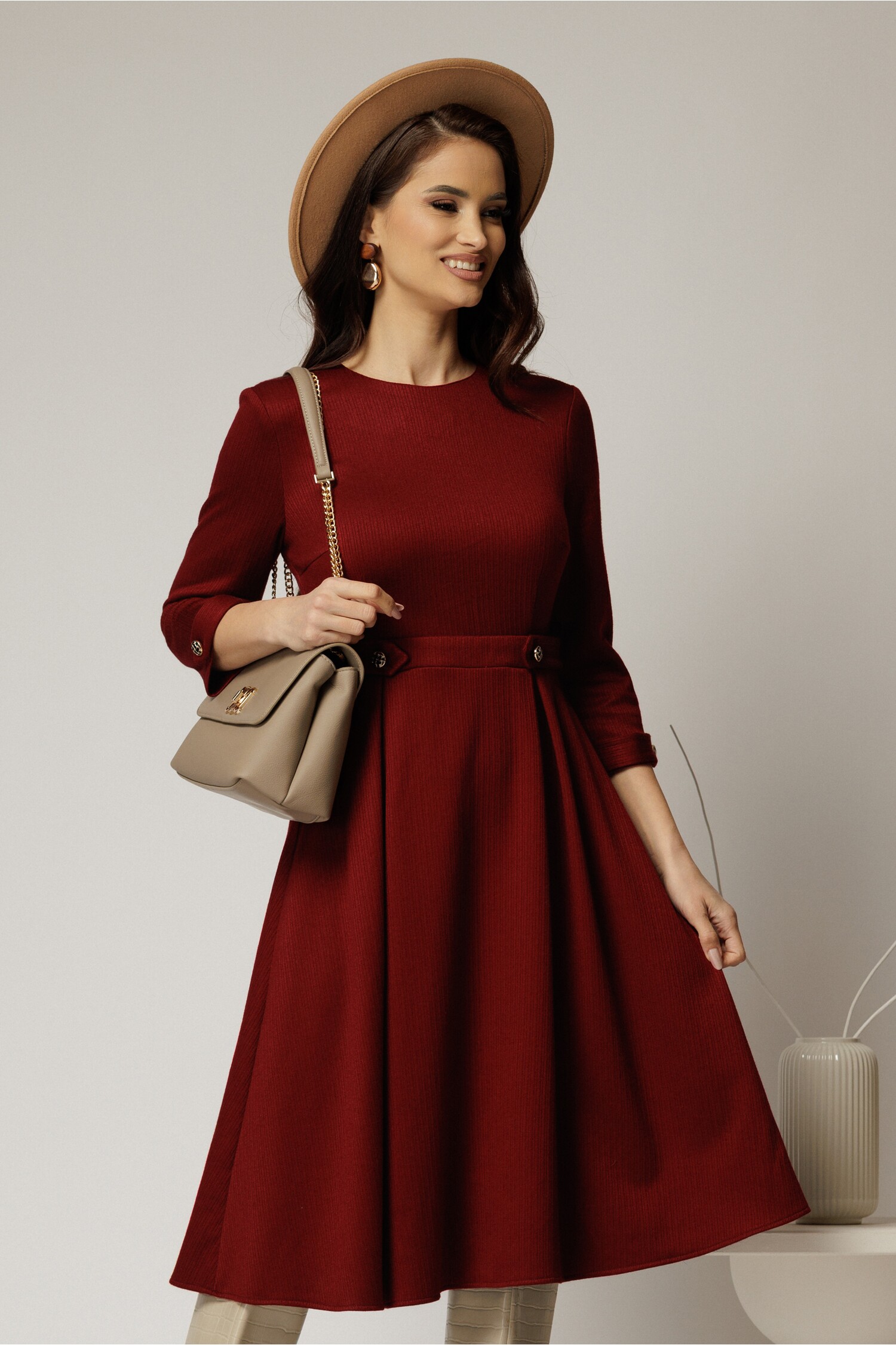Rochie Midi Bordo DY Fashion cu Nasturi Decorativi