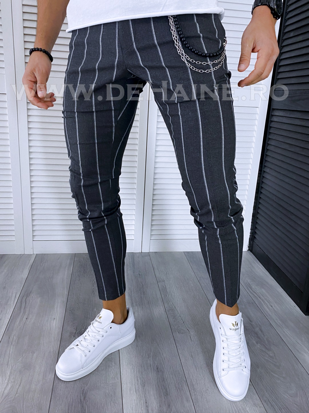 Pantaloni barbati gri in dungi regular fit