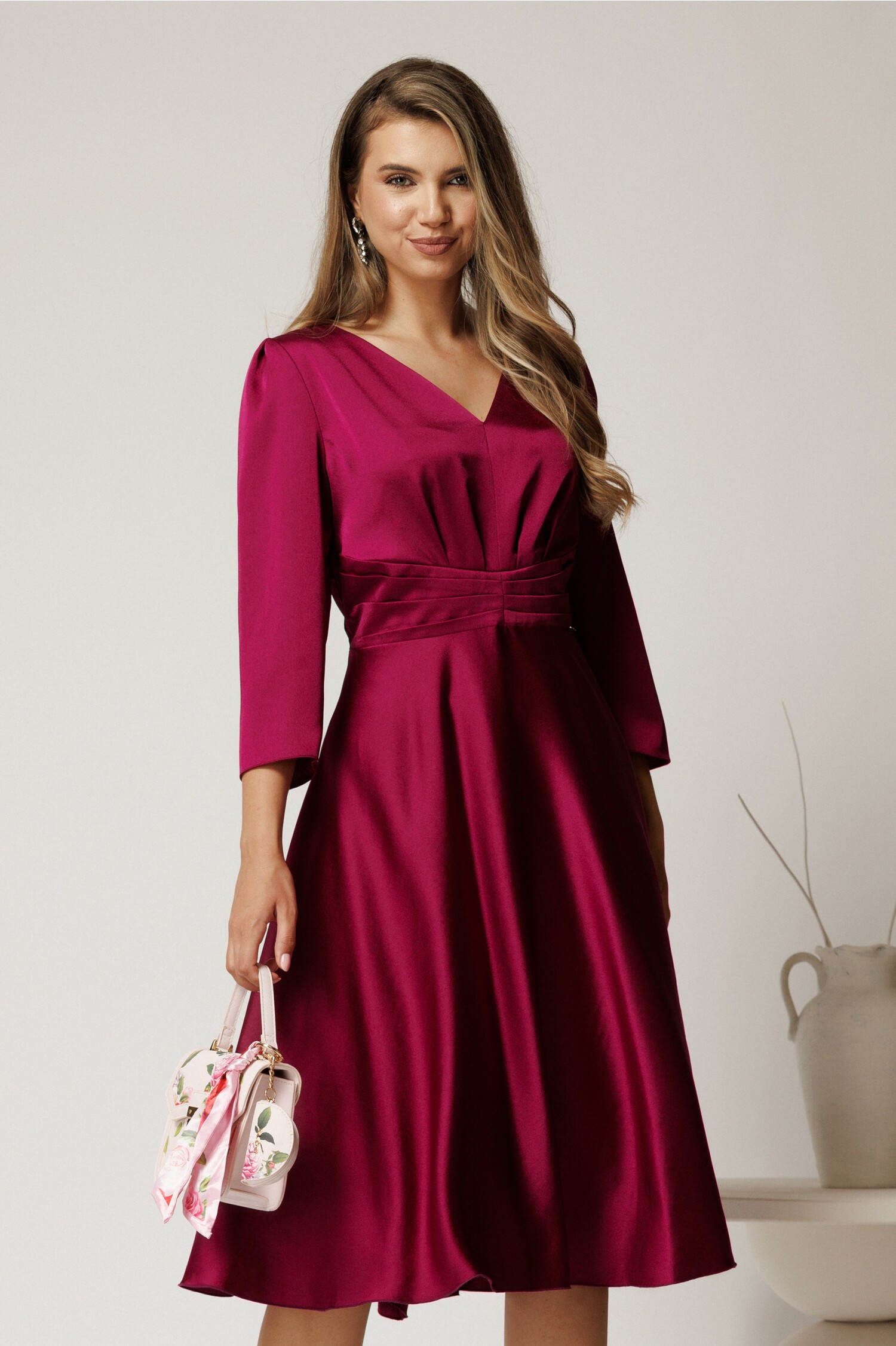 Rochie Satin Magenta Eleganta cu Talie Marcata
