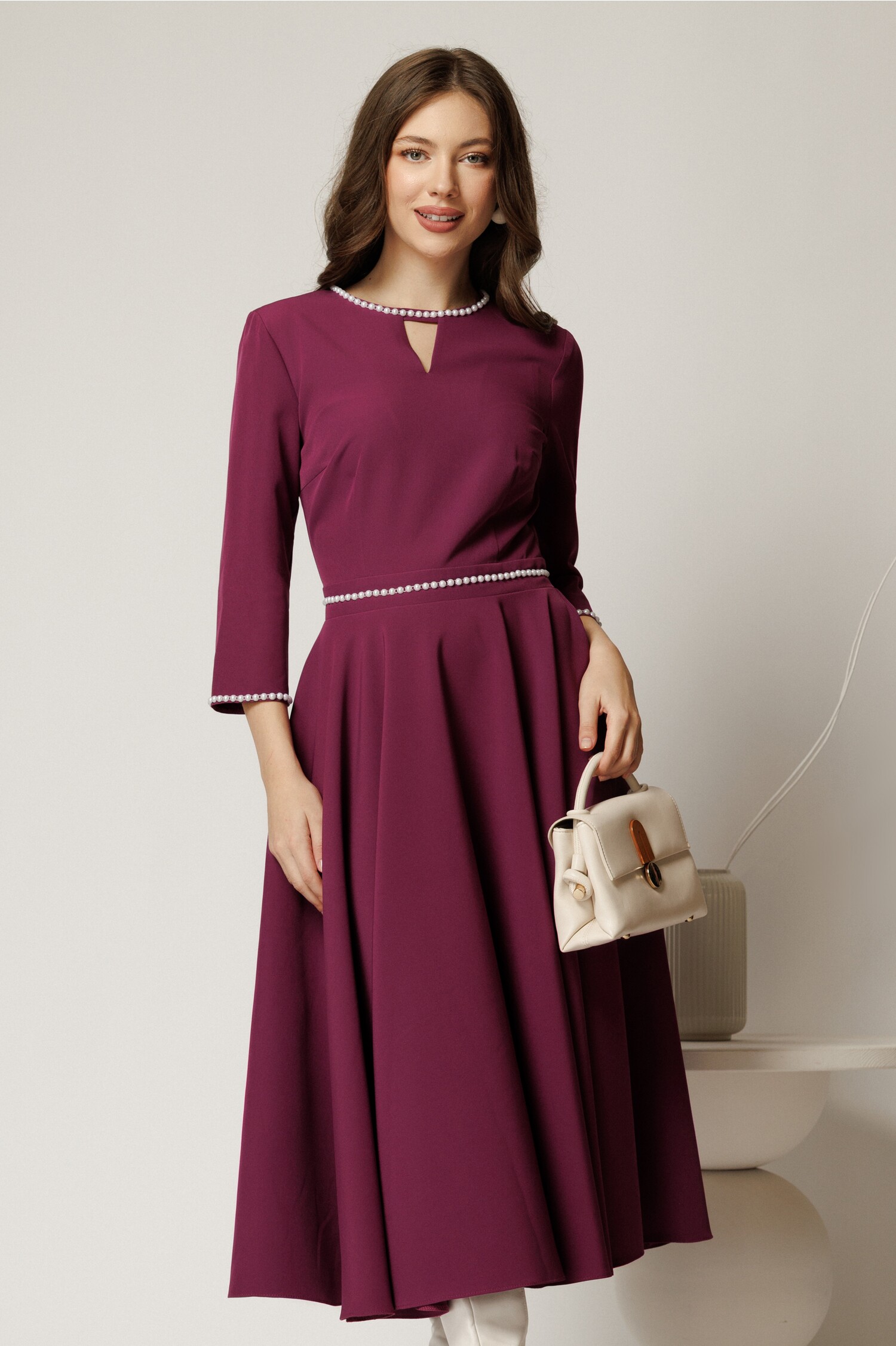 Rochie DY Fashion Magenta cu Perle - Eleganță Asigurată