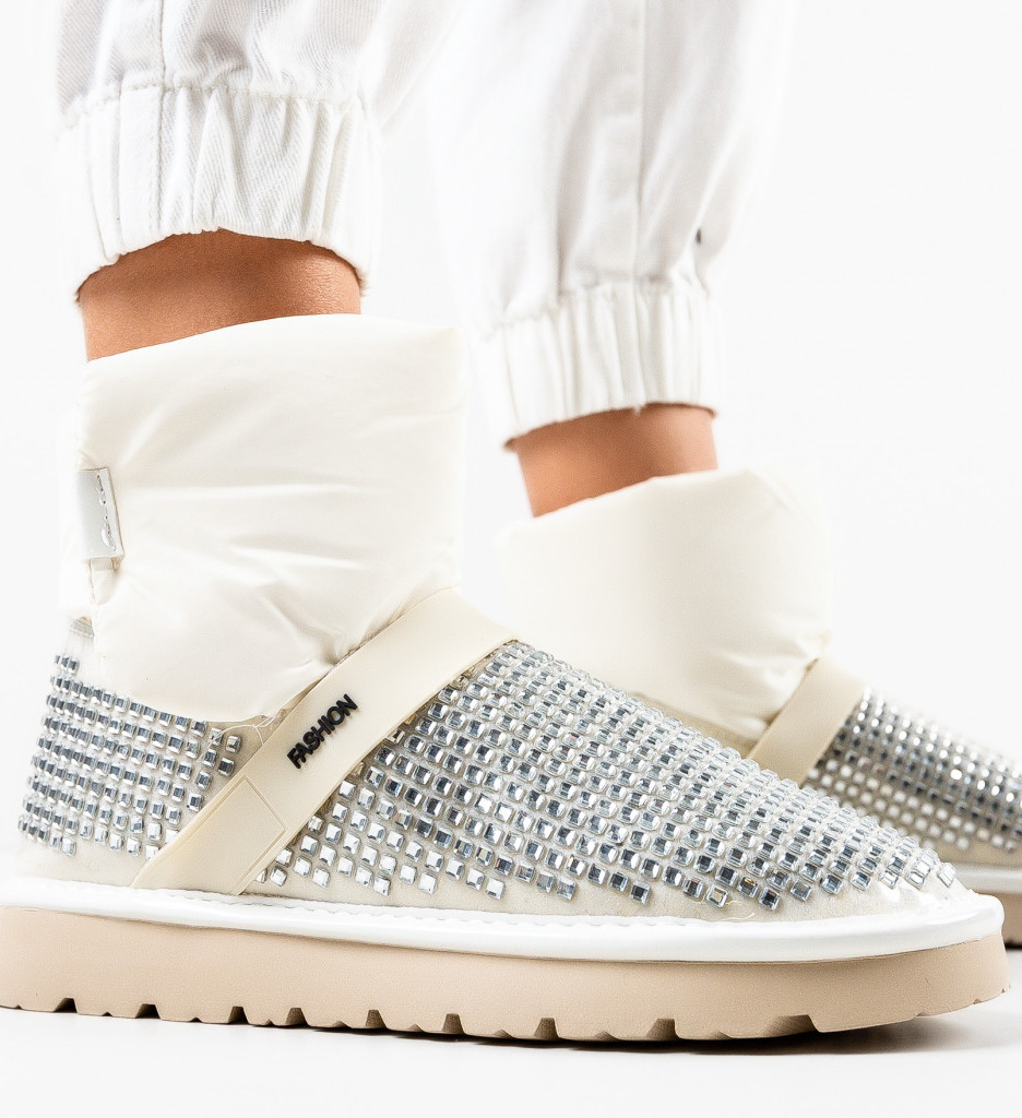 Cizme tip UGG Bej - Confort și Stil | Cinci