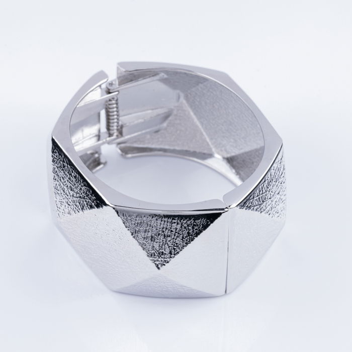 Brățară Metalică Texturată Shopika - Design Elegant