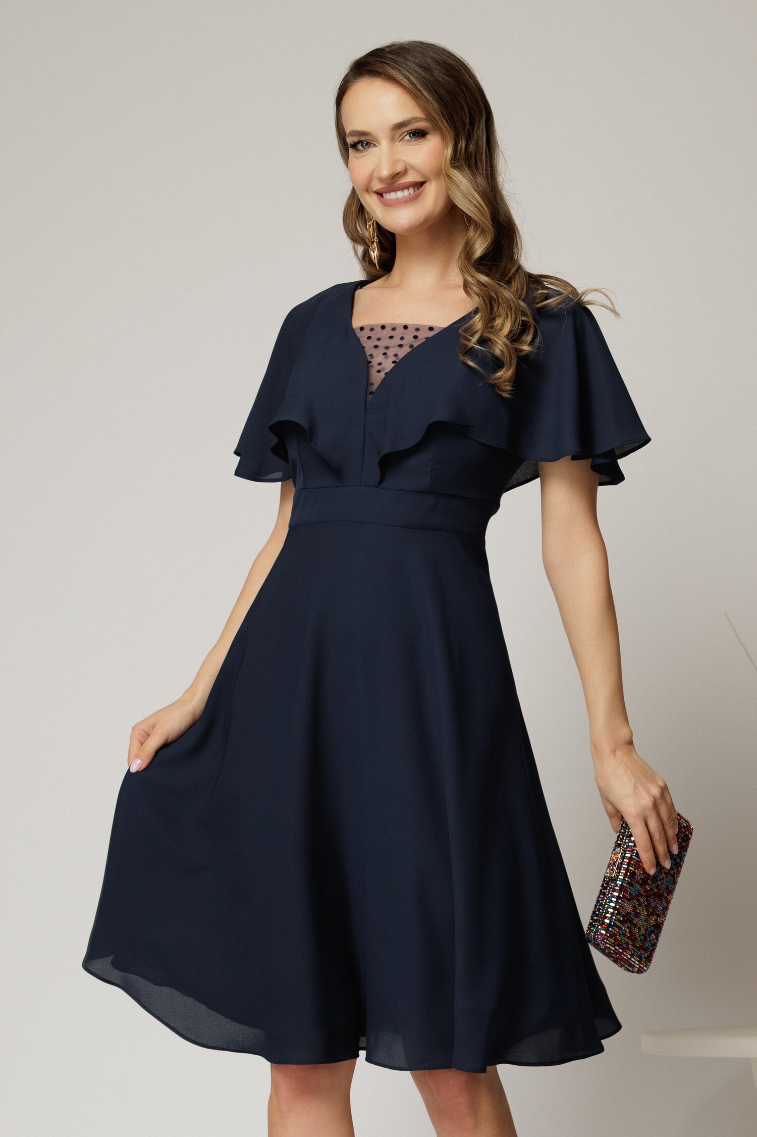 Rochie Midi Bleumarin cu Maneci Evazate și Clos
