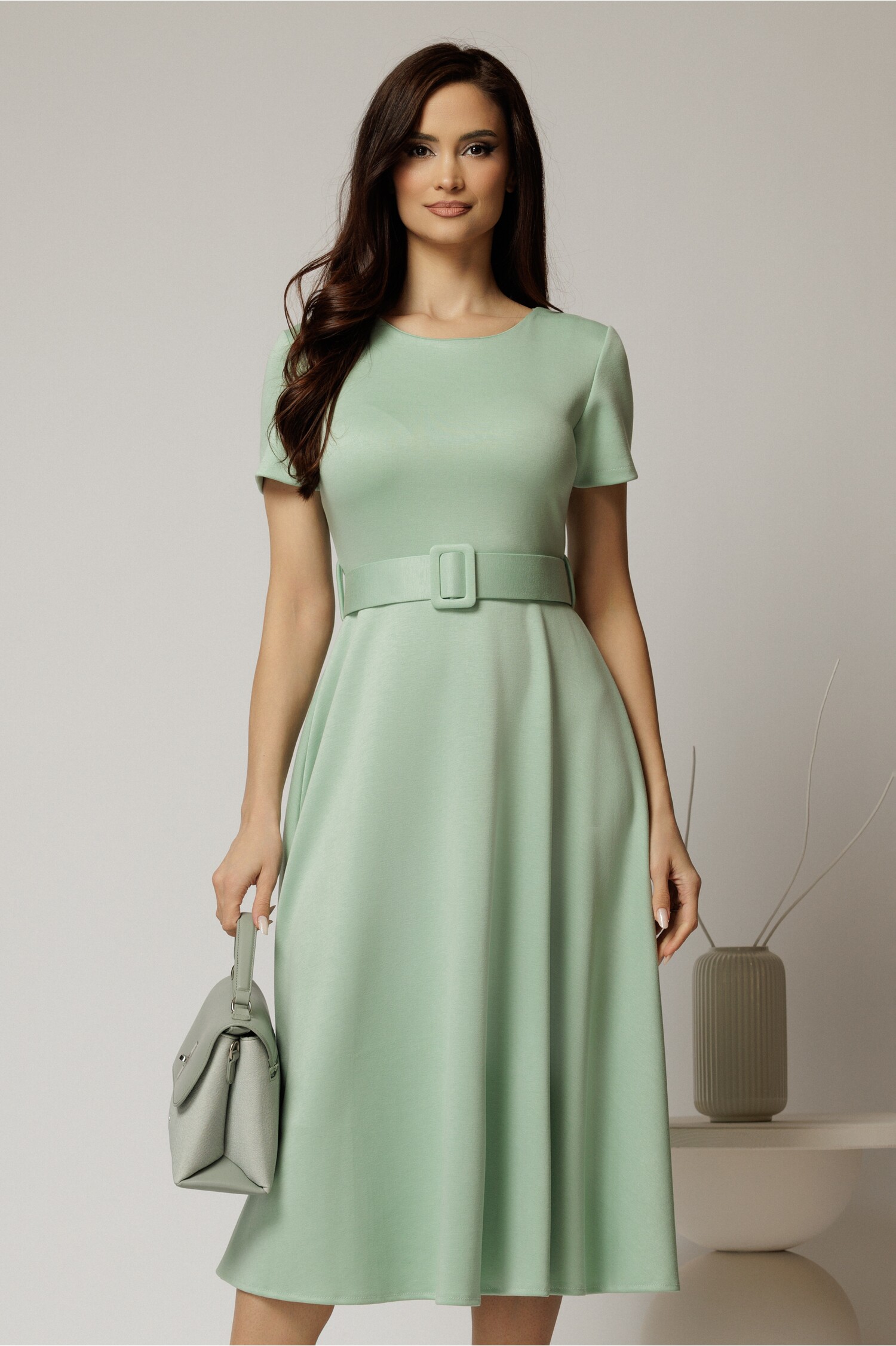 Rochie Midi Verde Mint cu Curea și Vâscoză